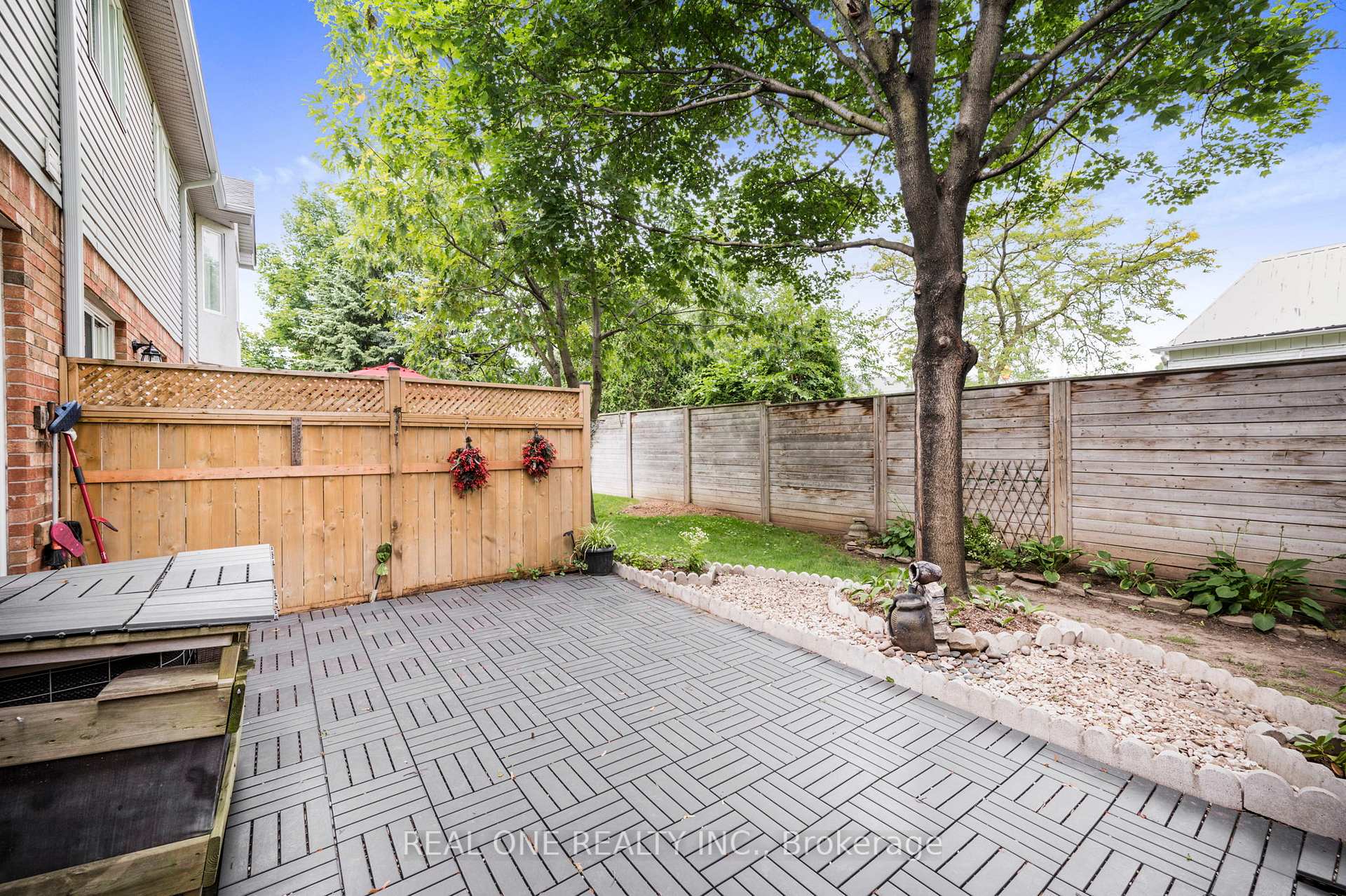 Photo 33 of Unit 25, 963 King Road, Burlington, LaSalle — HOMEH