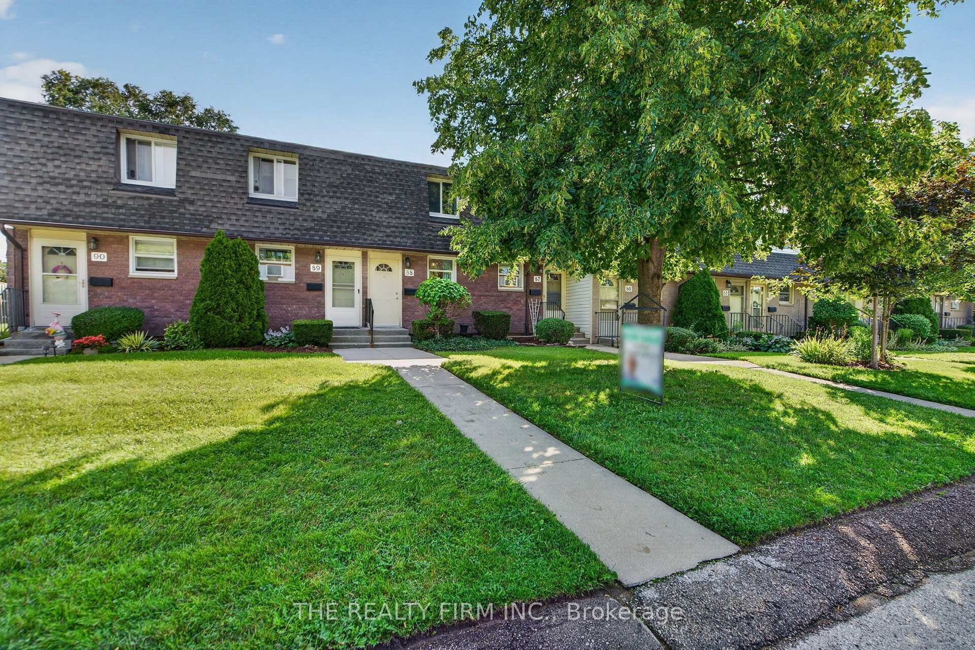Photo of Unit 88, 1919 Trafalgar Street