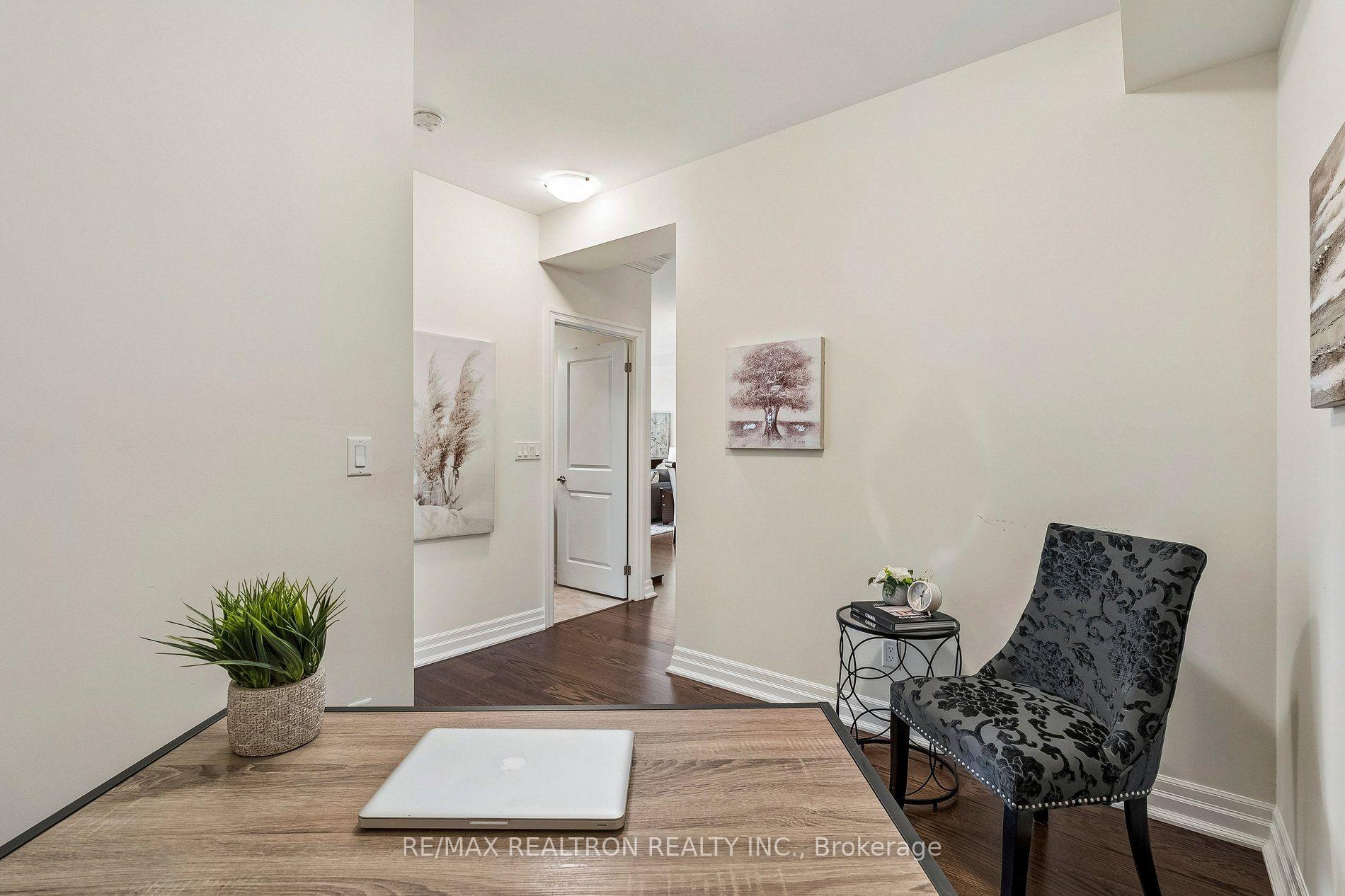 Photo 17 of Unit 304, 180 John Way, Aurora, Bayview Wellington — HOMEH