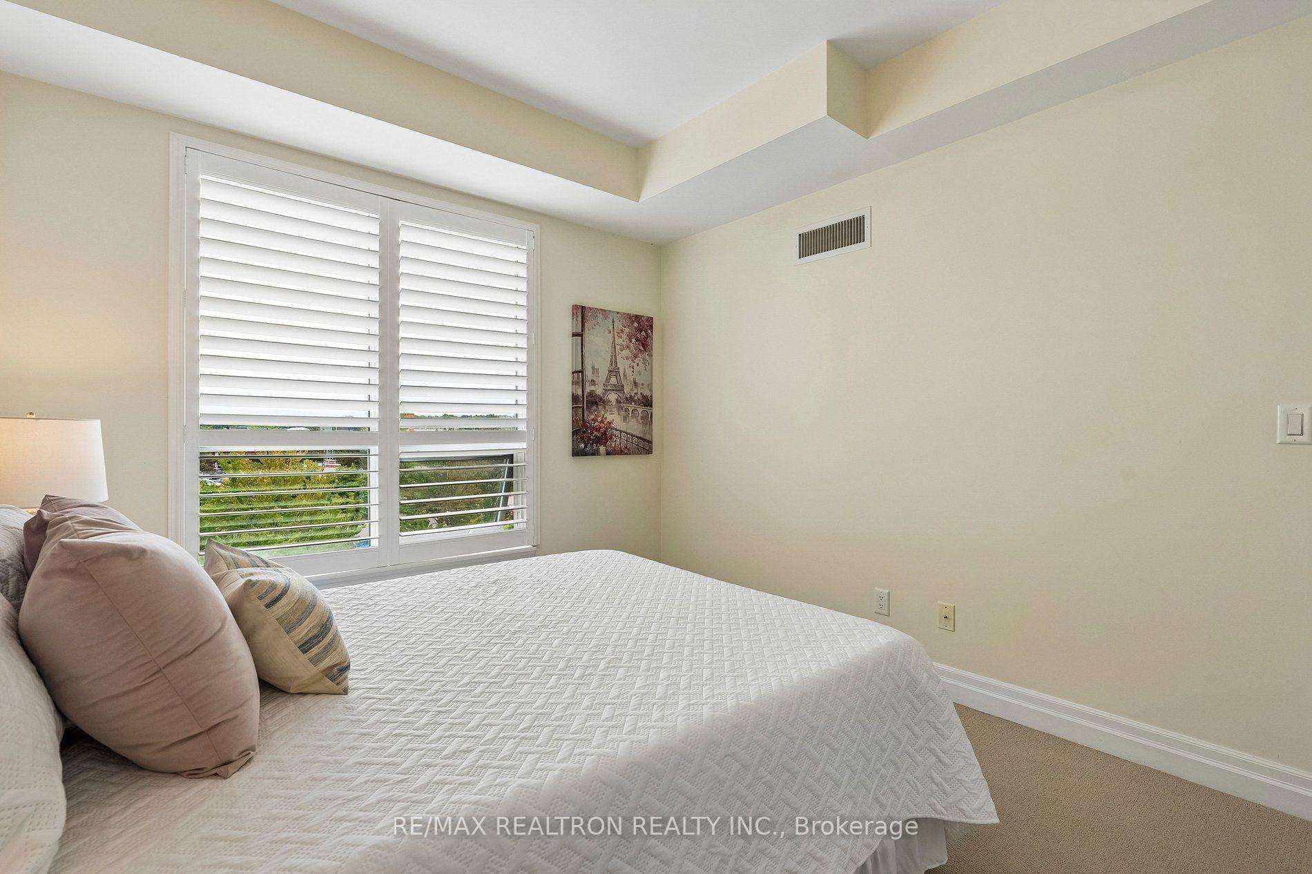 Photo 22 of Unit 304, 180 John Way, Aurora, Bayview Wellington — HOMEH