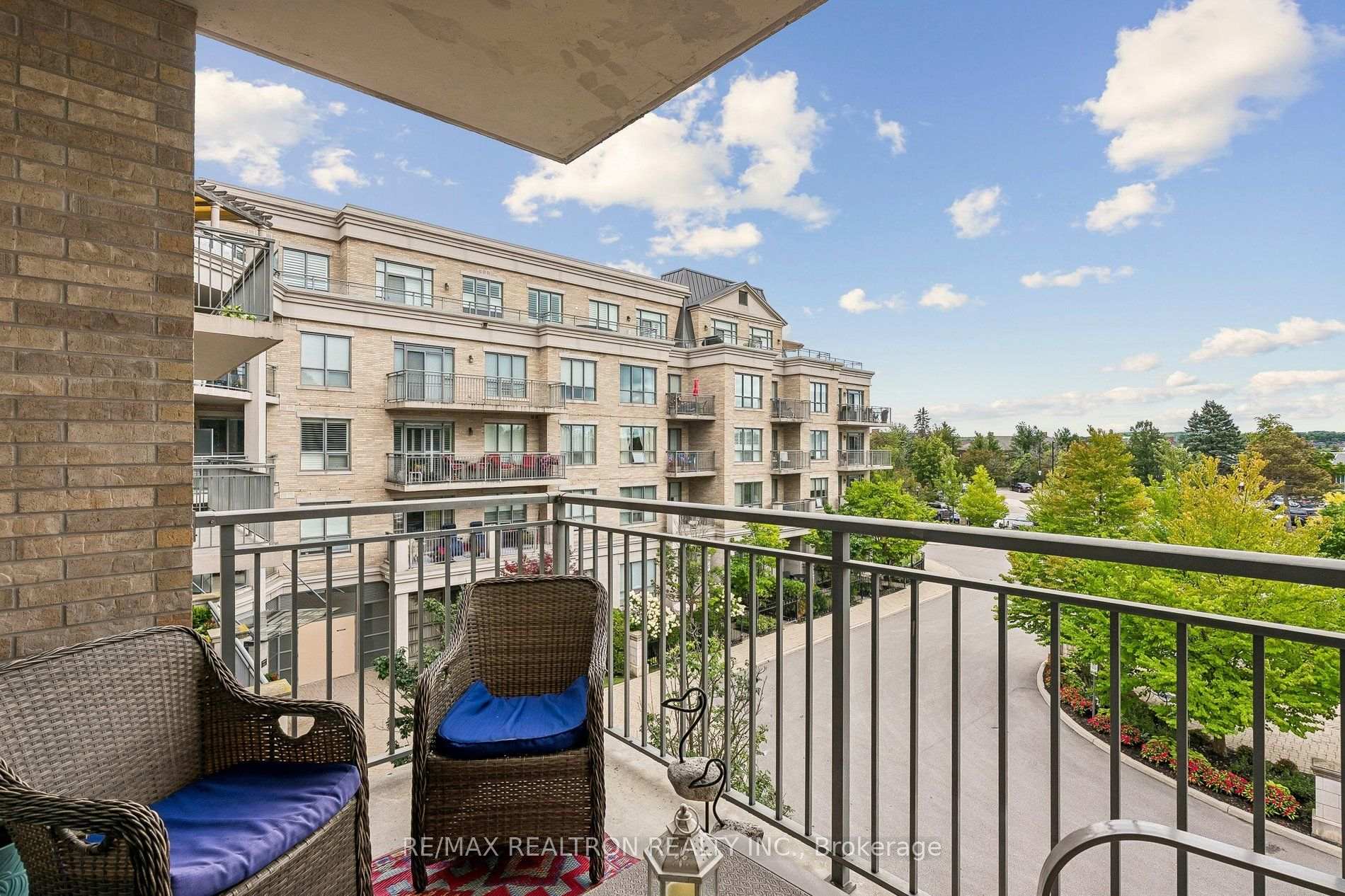 Photo 32 of Unit 304, 180 John Way, Aurora, Bayview Wellington — HOMEH