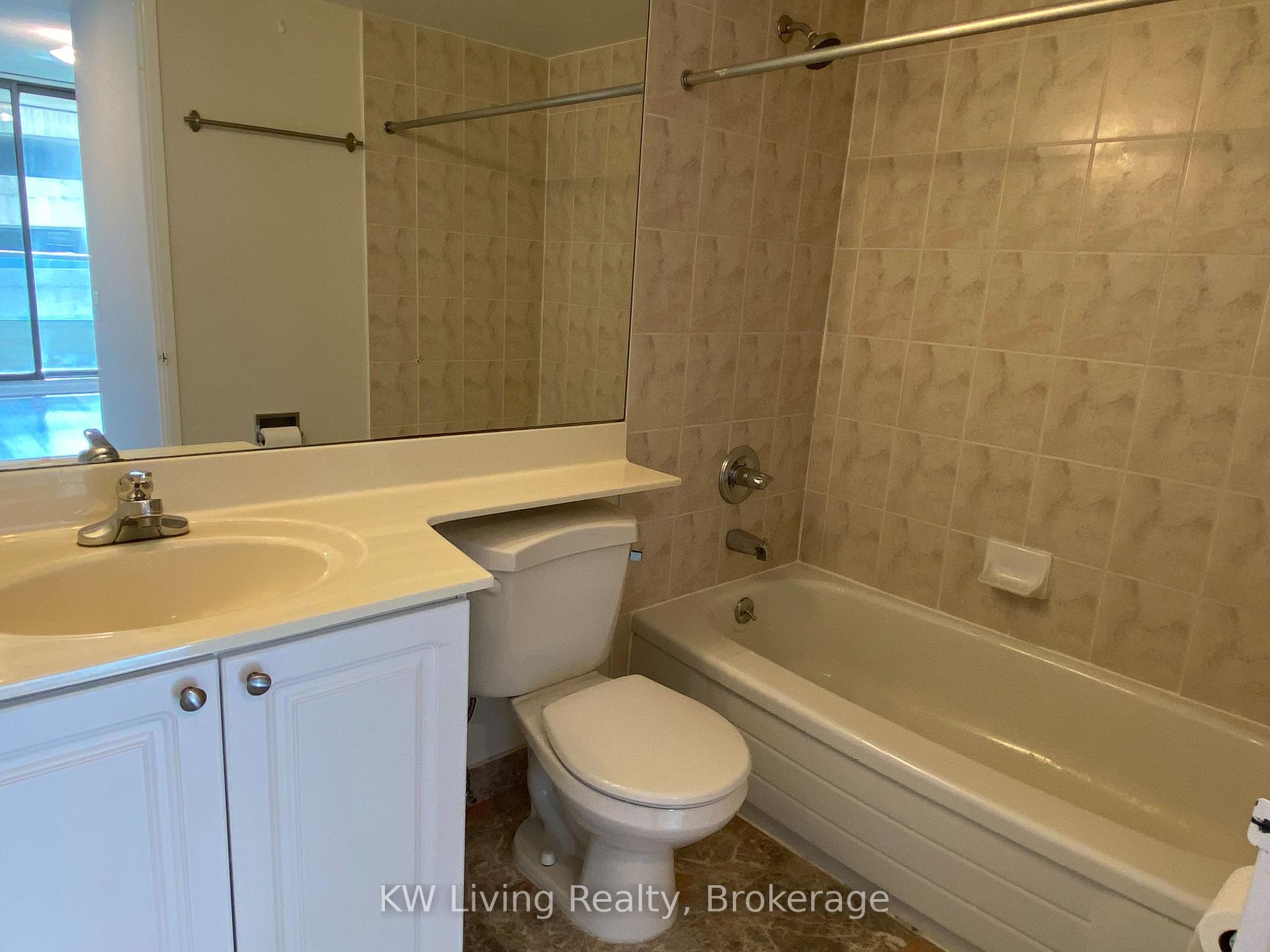 Photo 5 of Unit 705, 750 Bay Street, Toronto, Bay Street Corridor — HOMEH