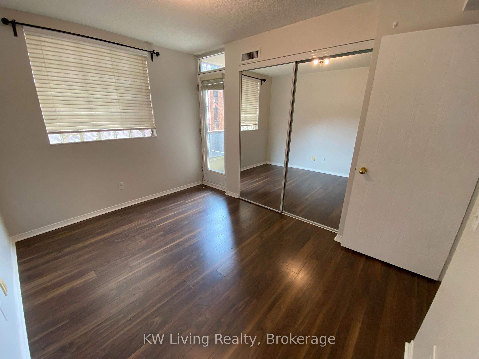 Photo 6 of Unit 705, 750 Bay Street, Toronto, Bay Street Corridor — HOMEH
