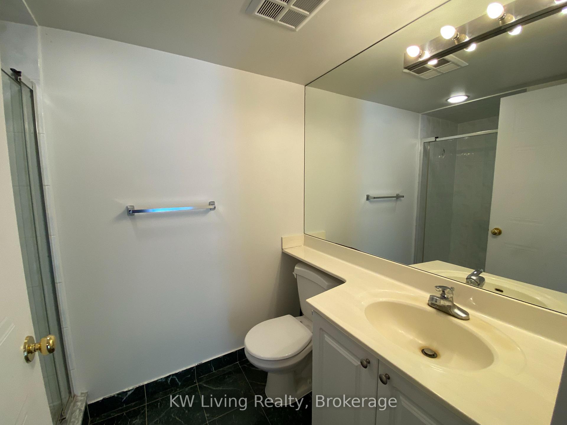 Photo 7 of Unit 705, 750 Bay Street, Toronto, Bay Street Corridor — HOMEH