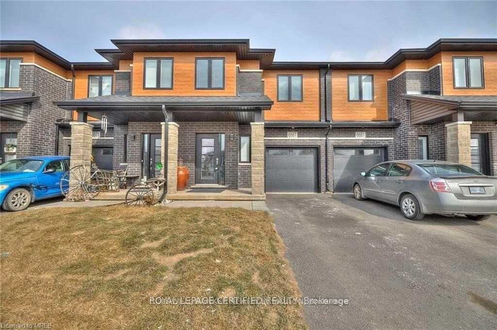 Photo 2 of 6667 Cropp Street, Niagara Falls, Morrison — HOMEH