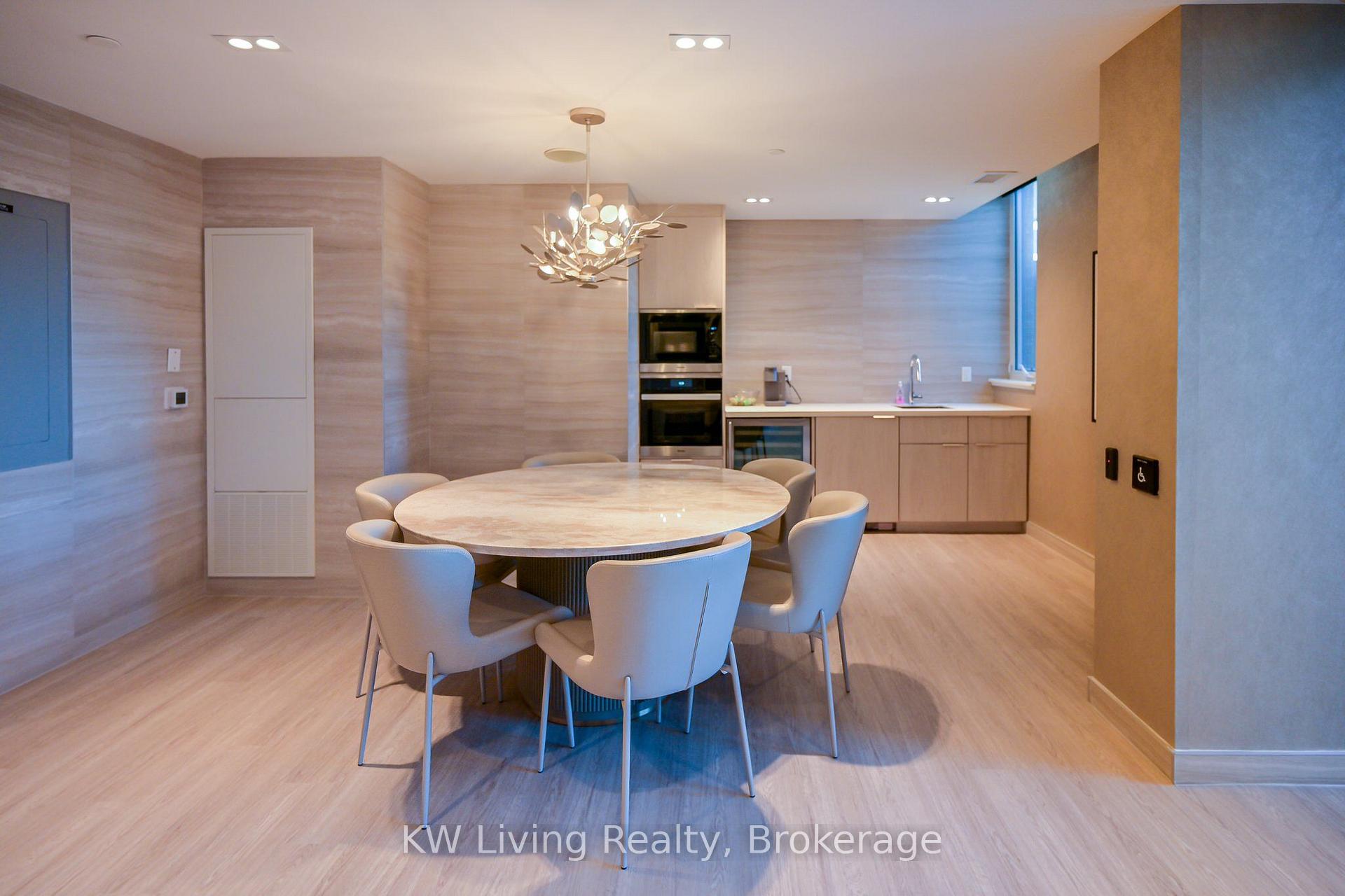 Photo 3 of Unit 303, 185 Alberta Avenue, Toronto, Oakwood Village — HOMEH