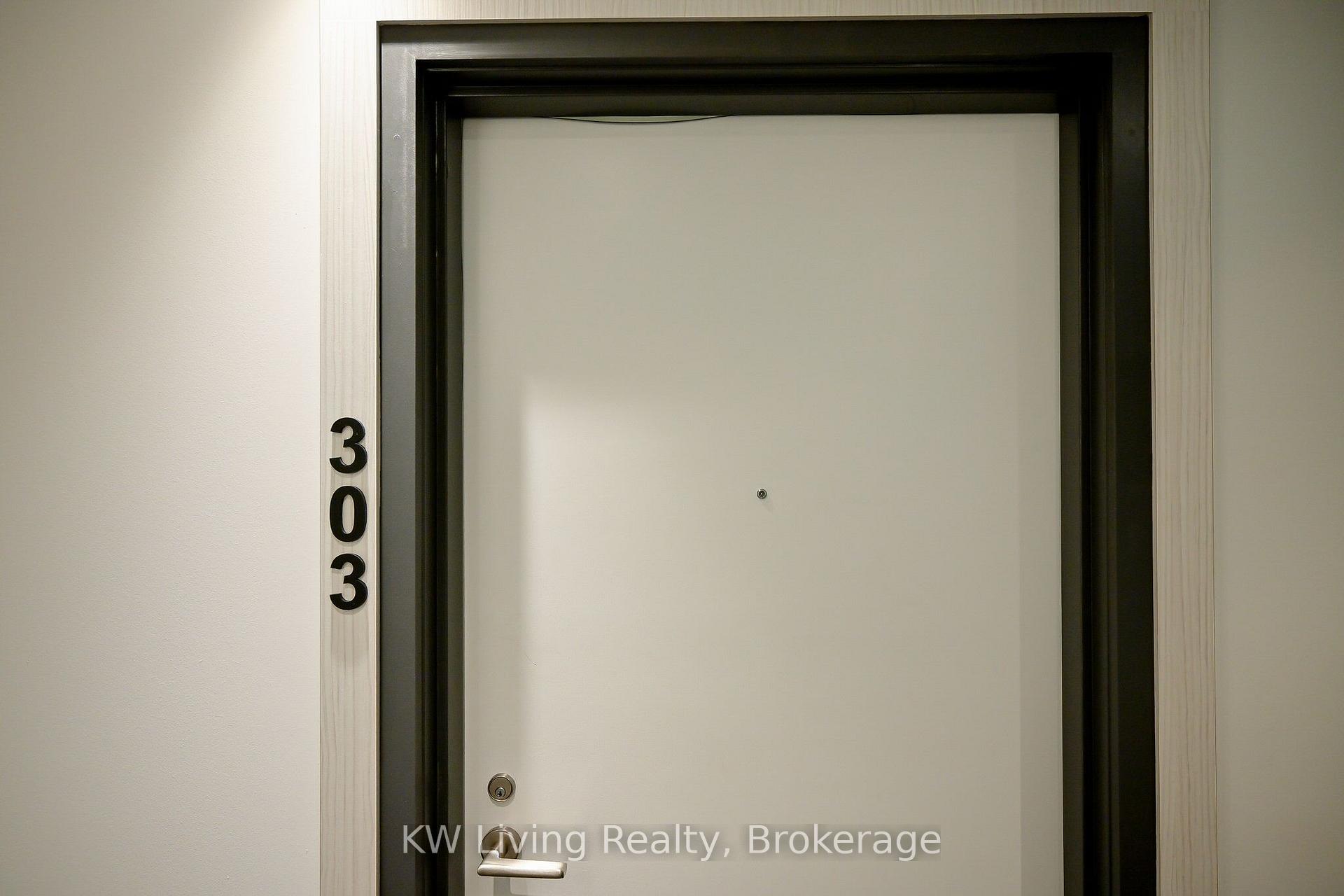 Photo 9 of Unit 303, 185 Alberta Avenue, Toronto, Oakwood Village — HOMEH