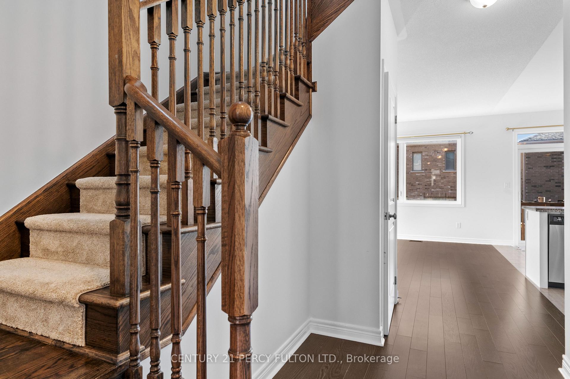 Photo 2 of 2635 Cerise Manor, Pickering, Rural Pickering — HOMEH