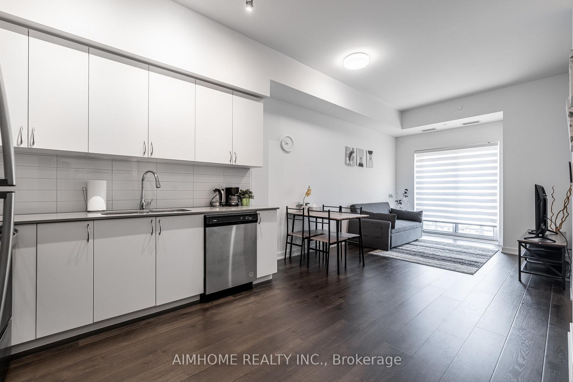Photo 3 of Unit 1203, 56 Lakeside Terrace, Barrie, Little Lake — HOMEH