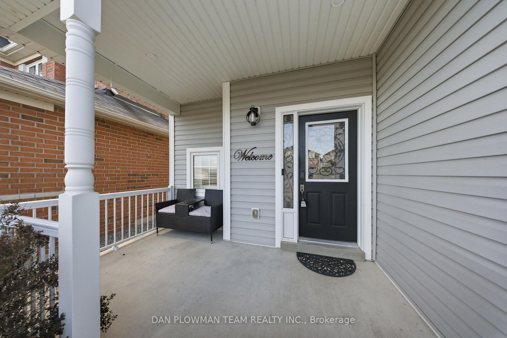 Photo 5 of 1173 Edward Bolton Crescent, Oshawa, Pinecrest — HOMEH
