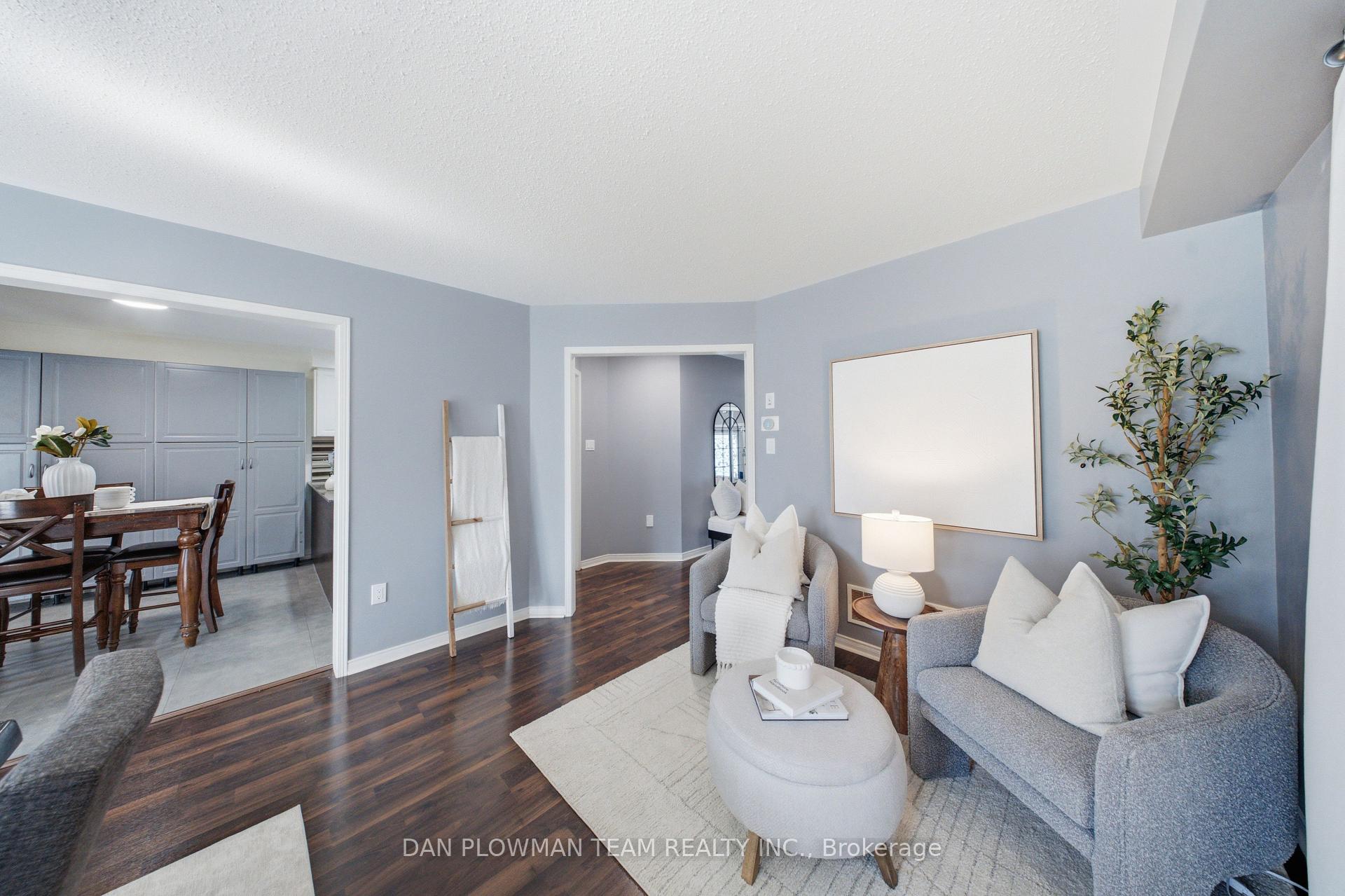 Photo 9 of 1173 Edward Bolton Crescent, Oshawa, Pinecrest — HOMEH