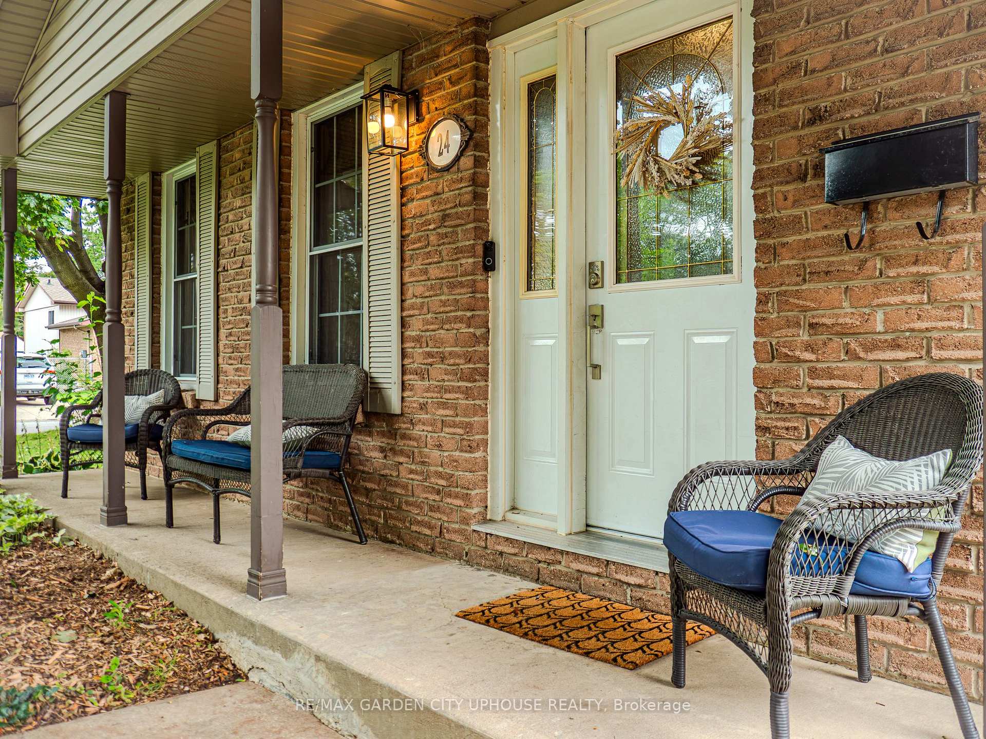 Photo 21 of 24 Greenmeadow Court, St. Catharines, Fairview — HOMEH