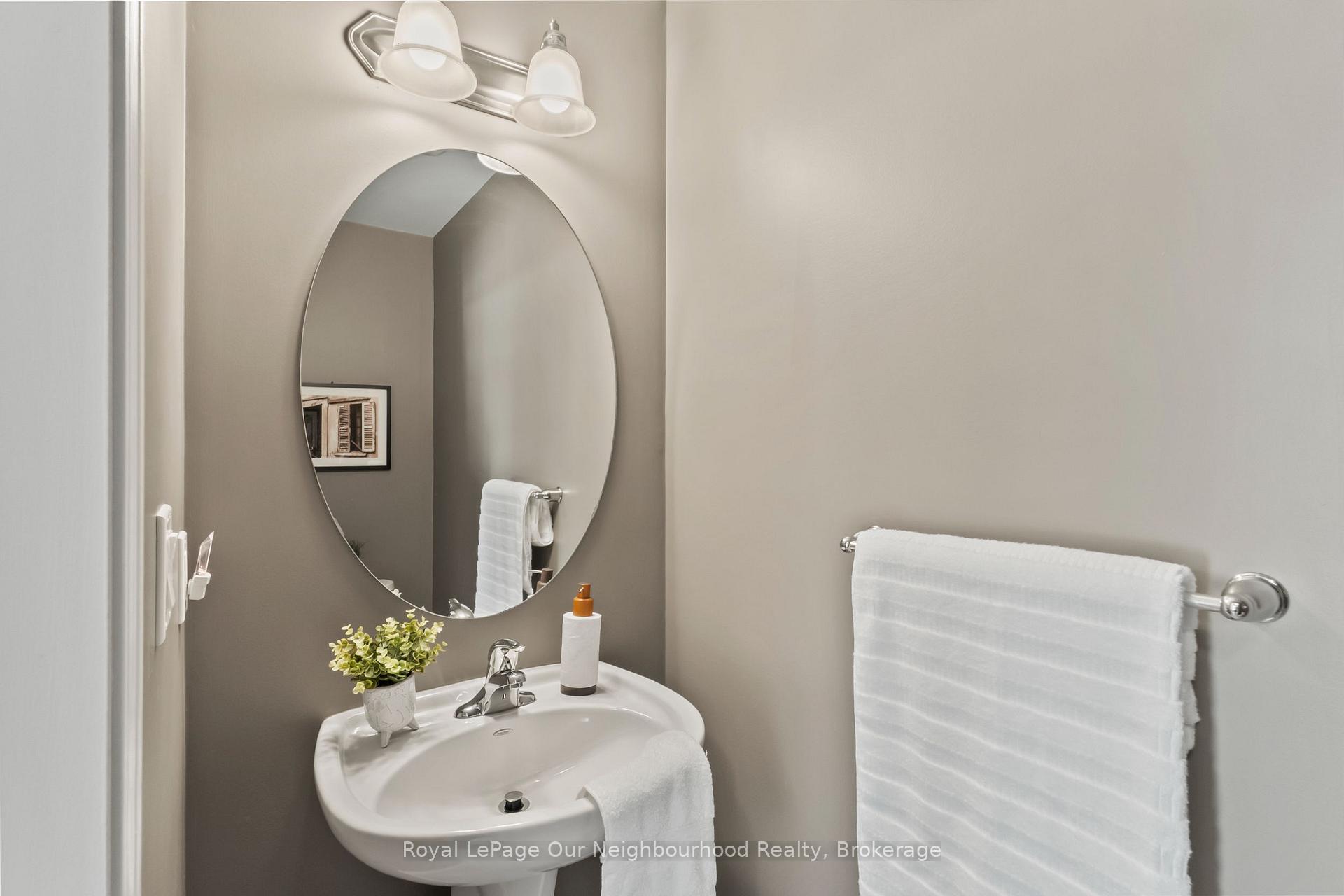 Photo 9 of 83 Ted Miller Crescent, Clarington, Bowmanville — HOMEH