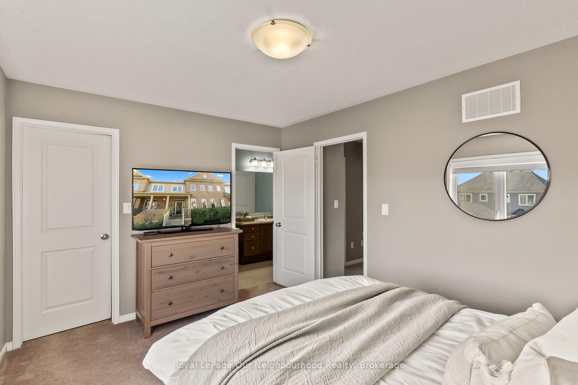 Photo 21 of 83 Ted Miller Crescent, Clarington, Bowmanville — HOMEH