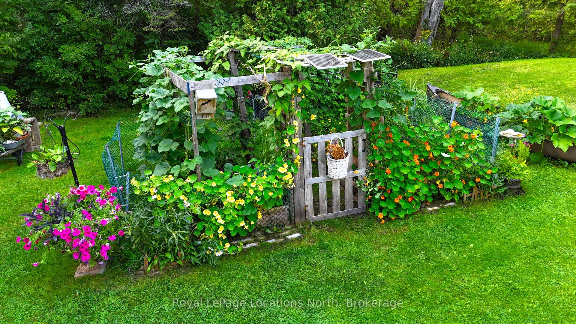 Photo 31 of 22 Balsam Street, Tiny, Rural Tiny — HOMEH