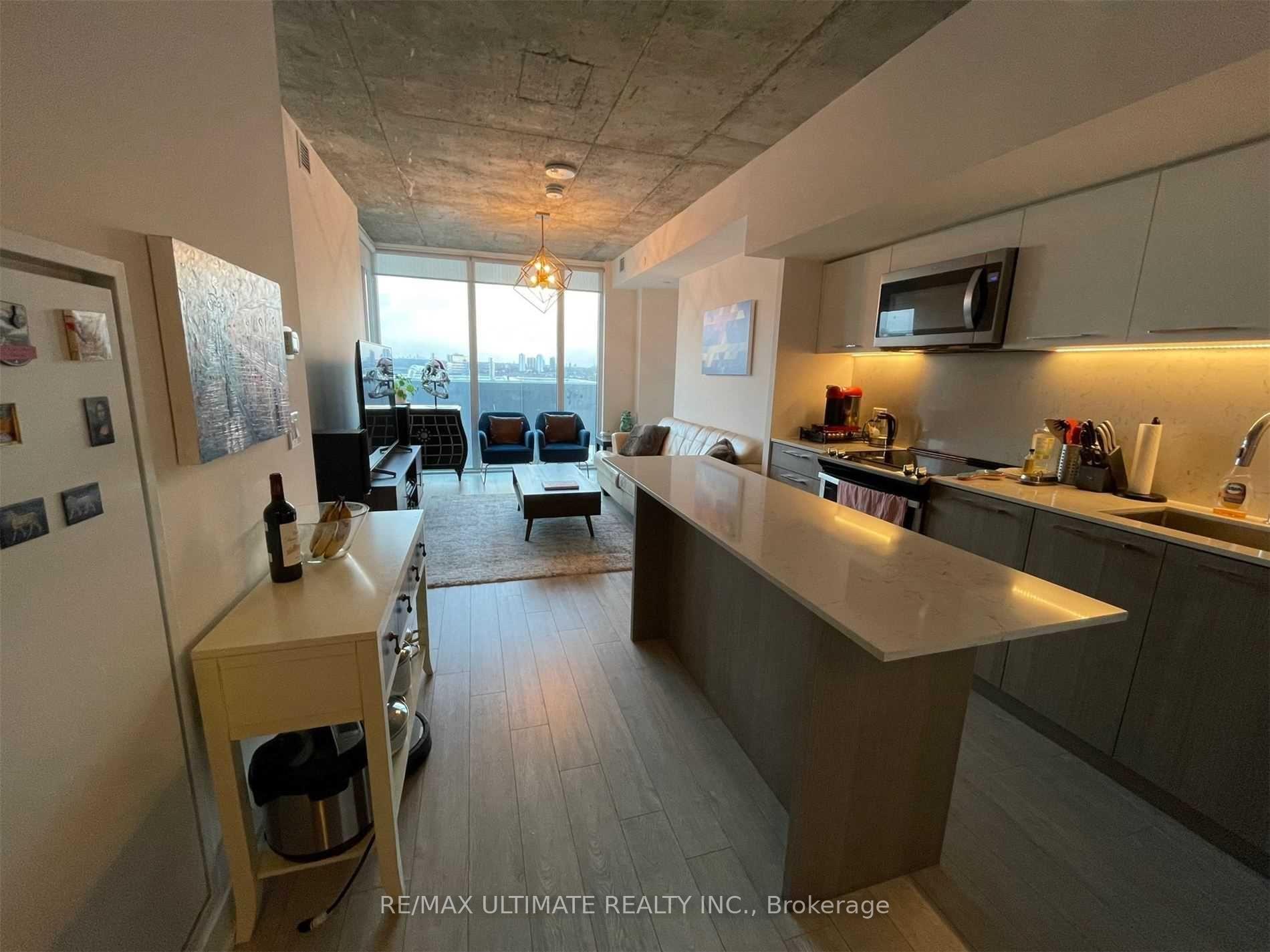 Photo 2 of Unit 1701, 15 Baseball Place, Toronto, South Riverdale — HOMEH