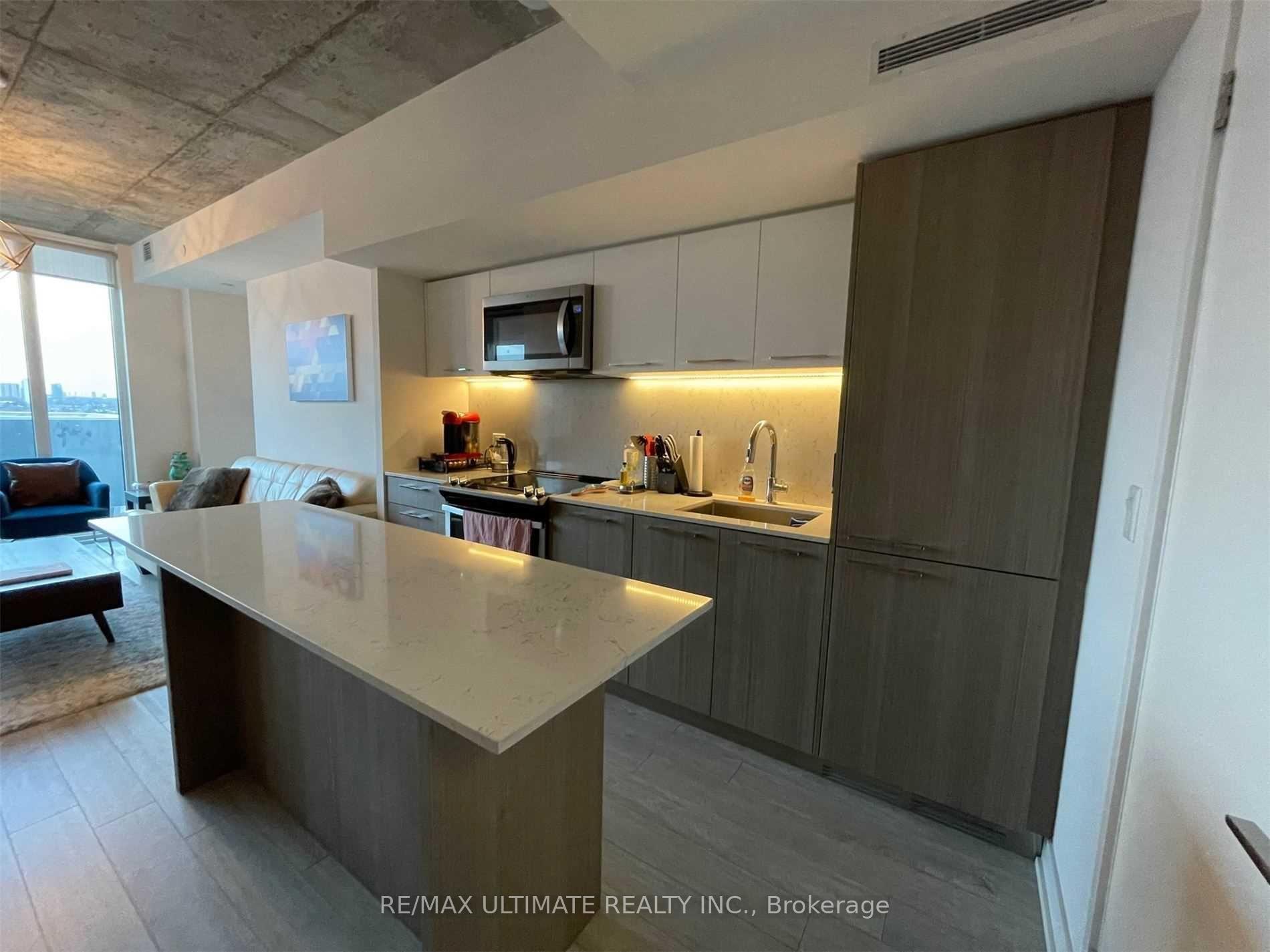 Photo 3 of Unit 1701, 15 Baseball Place, Toronto, South Riverdale — HOMEH