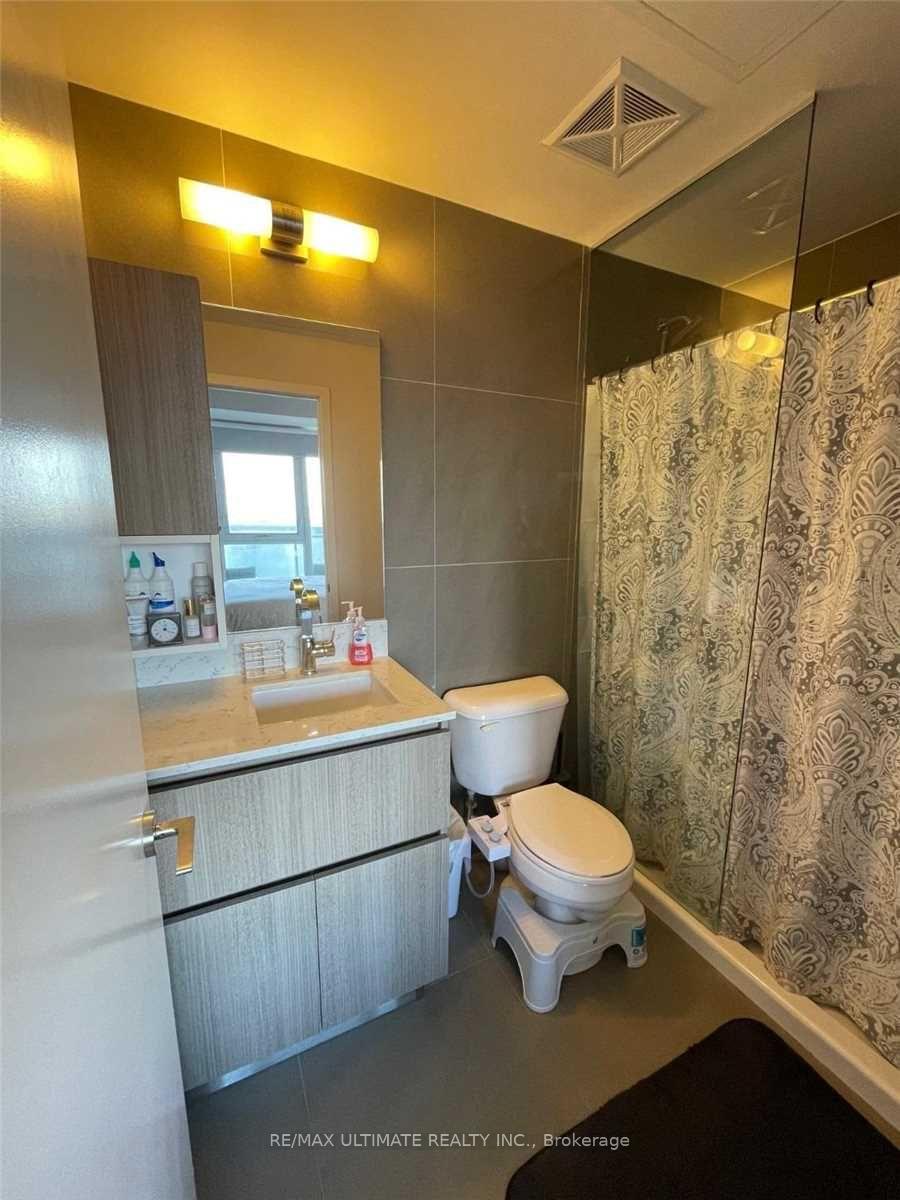 Photo 17 of Unit 1701, 15 Baseball Place, Toronto, South Riverdale — HOMEH