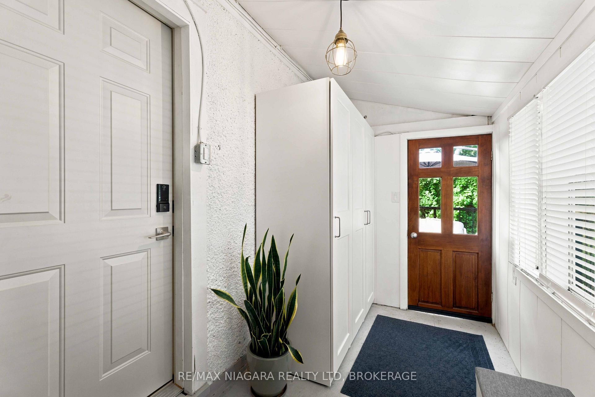 Photo 15 of 9 Johnston Street, St. Catharines, Port Dalhousie — HOMEH
