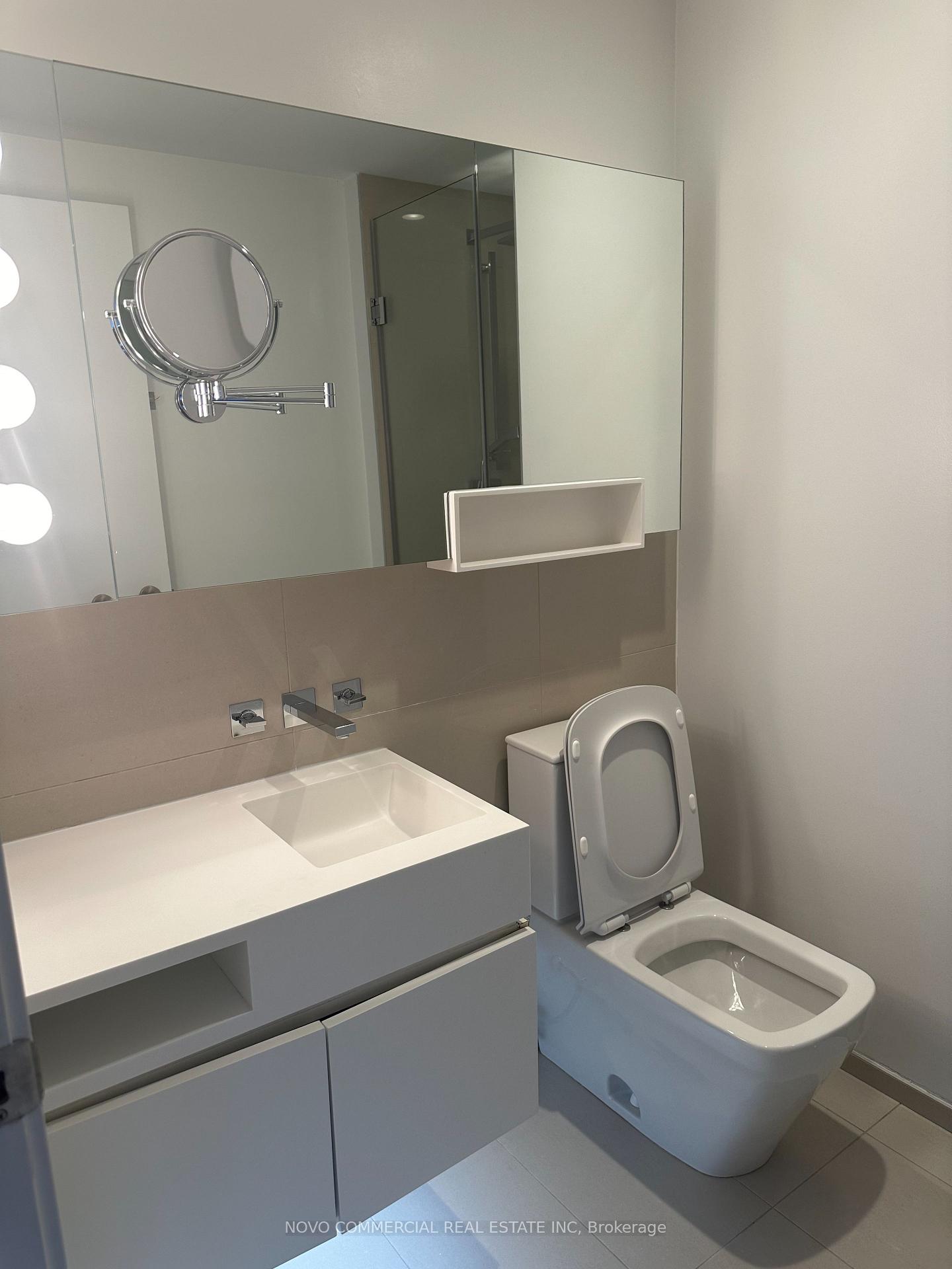 Photo 9 of Unit 4903, 45 Charles Street E, Toronto, Church-Yonge Corridor — HOMEH