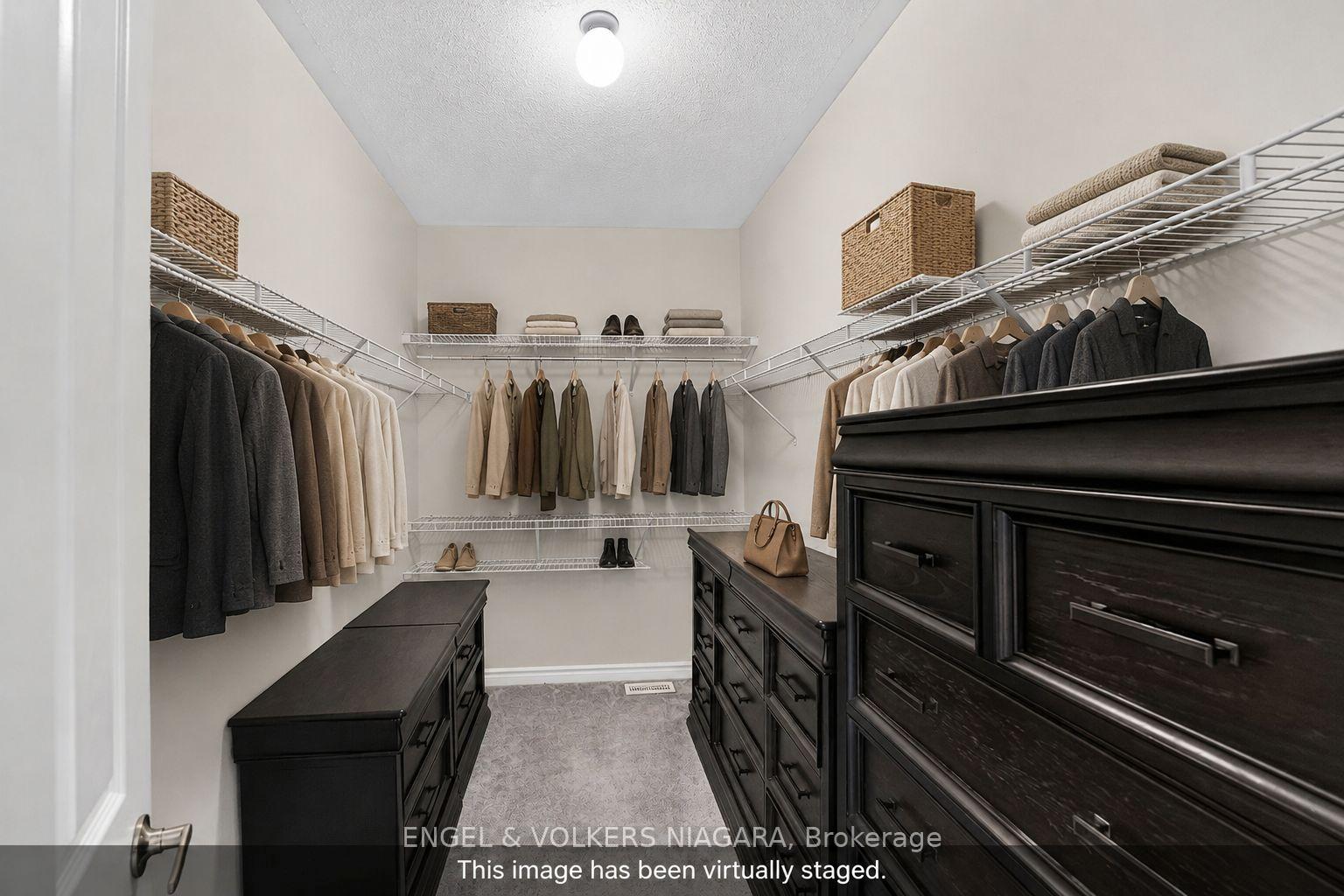 Photo 32 of 1221 Rose Way S, Milton, Cobban — HOMEH