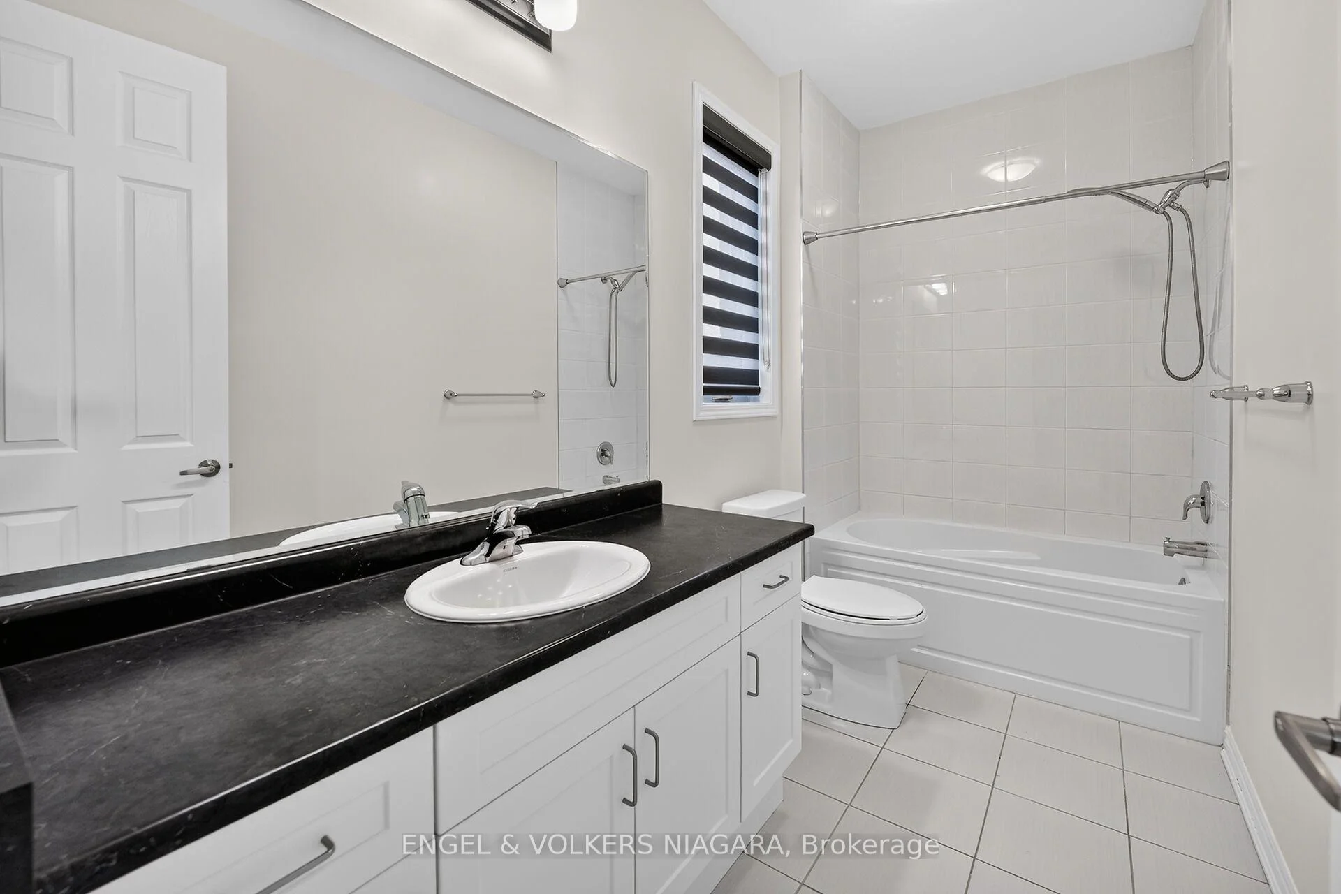 Photo 22 of 1221 Rose Way S, Milton, Cobban — HOMEH