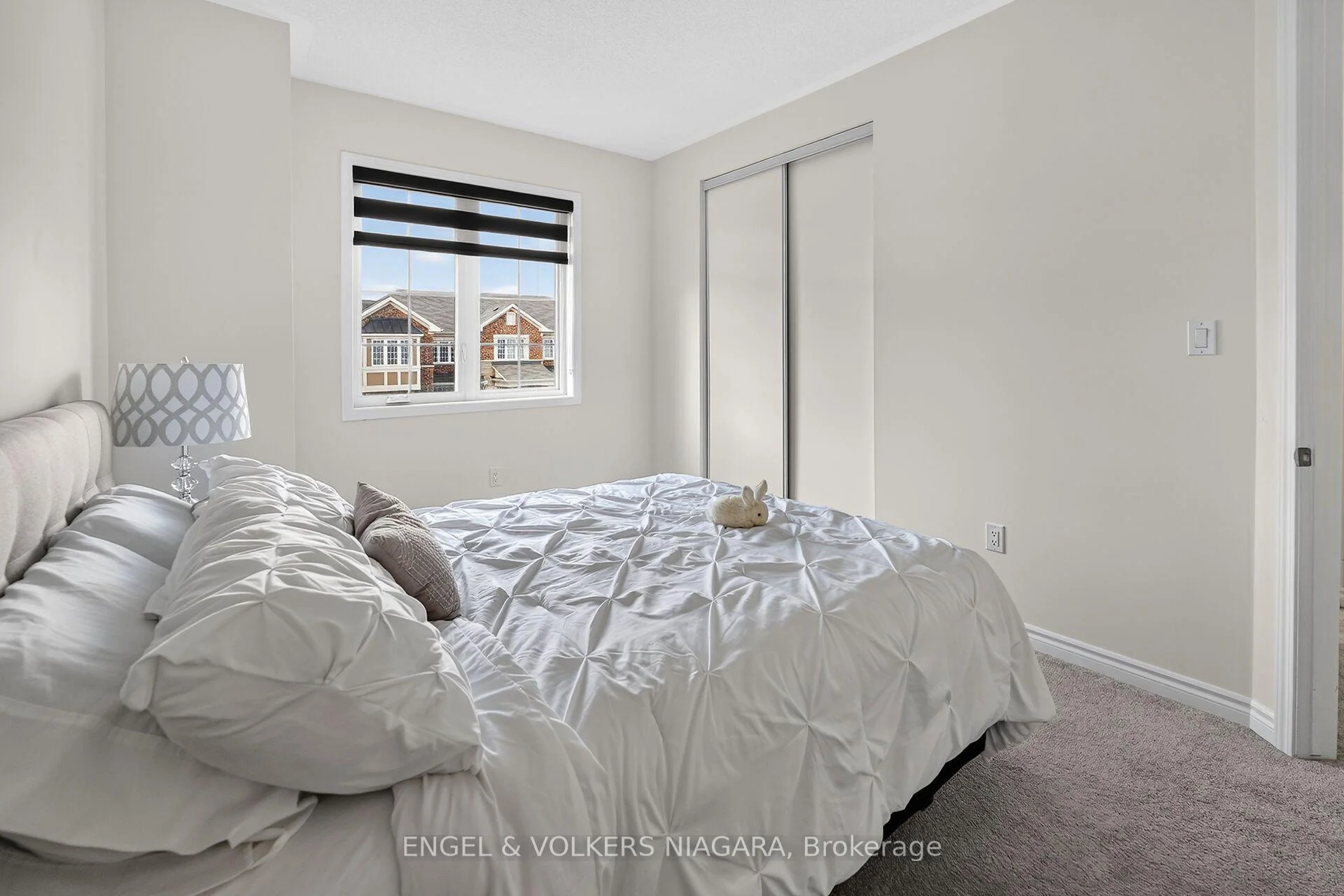 Photo 28 of 1221 Rose Way S, Milton, Cobban — HOMEH