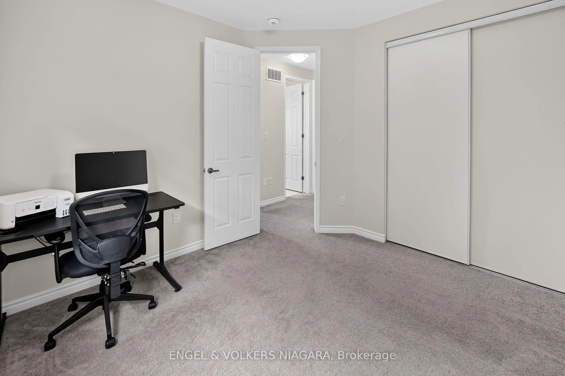 Photo 30 of 1221 Rose Way S, Milton, Cobban — HOMEH