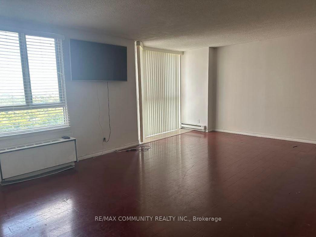 Photo 6 of Unit 1609, 41 Markbrook Lane, Etobicoke, Mount Olive-Silverstone-Jamestown — HOMEH