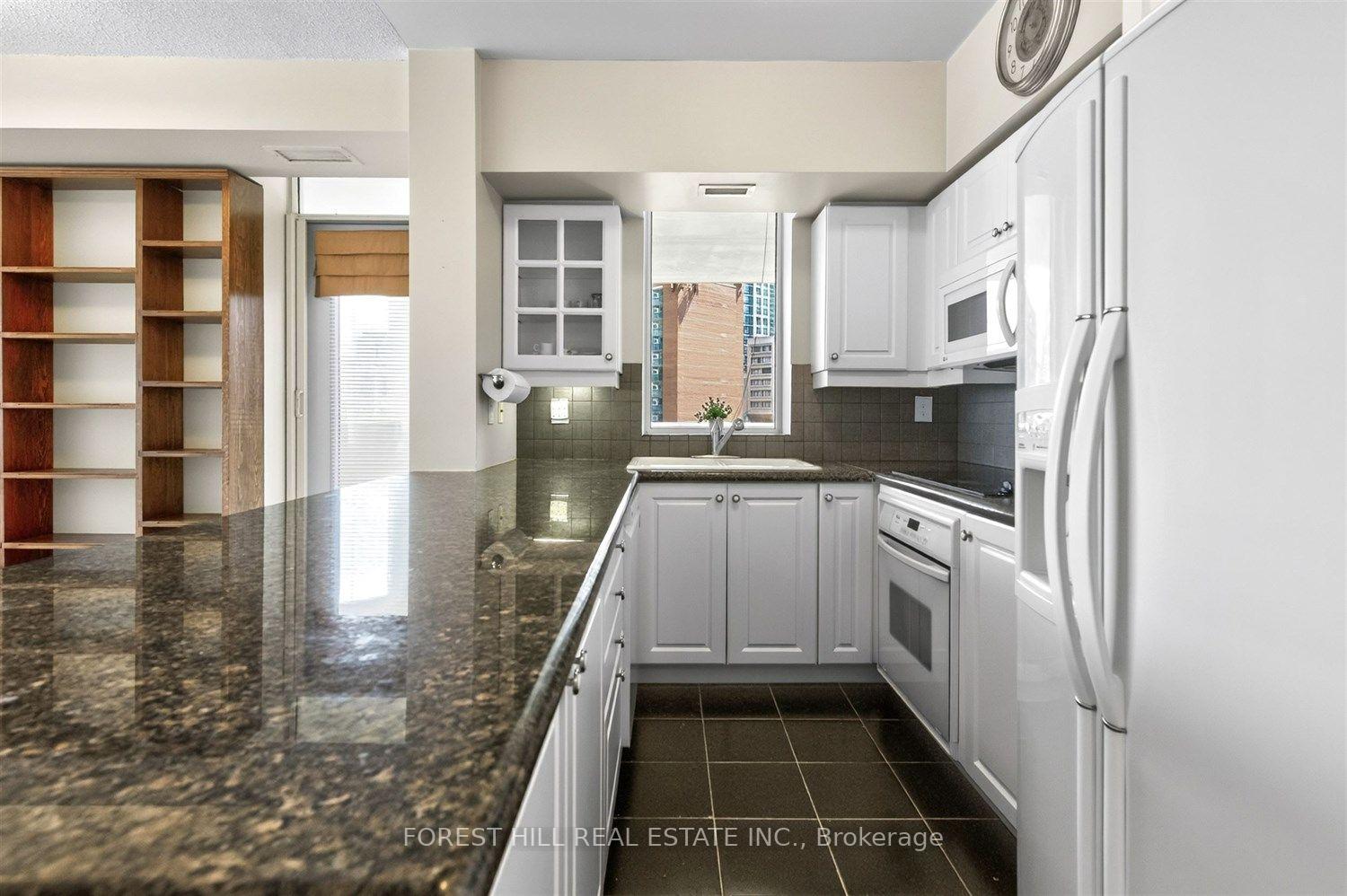 Photo 7 of Unit 903, 20 Collier Street, Toronto, Rosedale-Moore Park — HOMEH