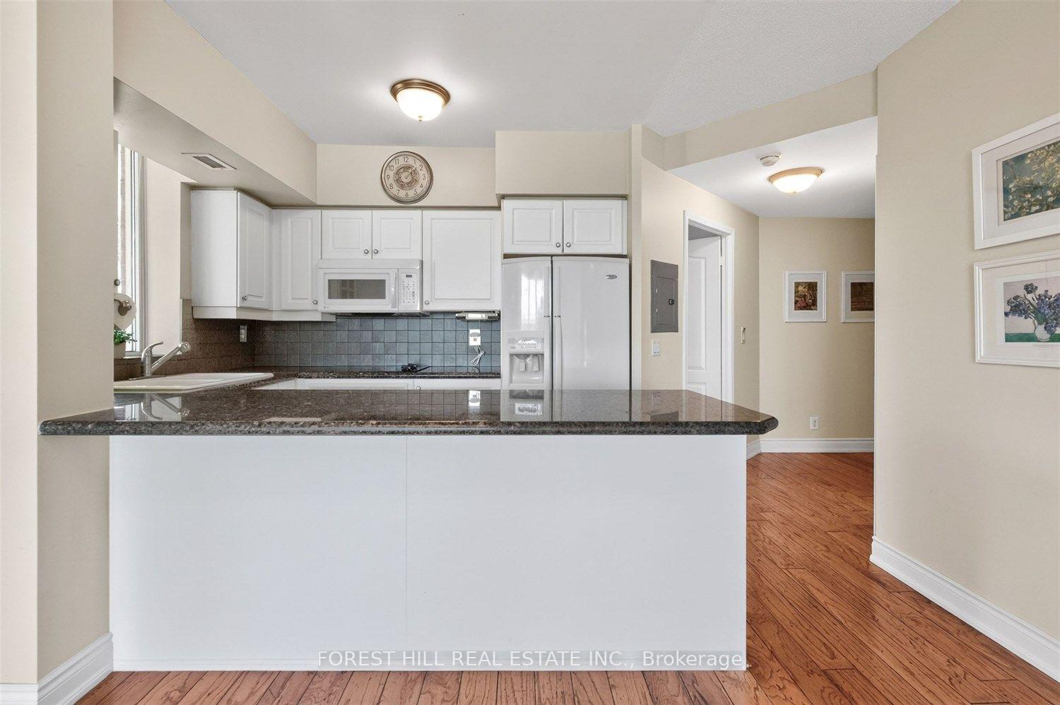 Photo 9 of Unit 903, 20 Collier Street, Toronto, Rosedale-Moore Park — HOMEH
