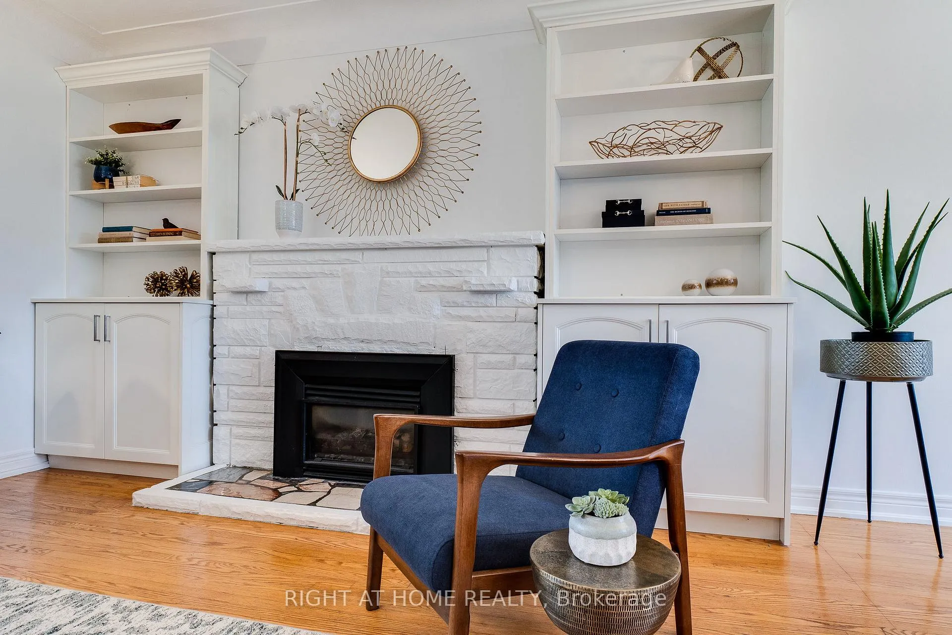 Photo 6 of 435 Parkside Drive, Hamilton, Waterdown — HOMEH