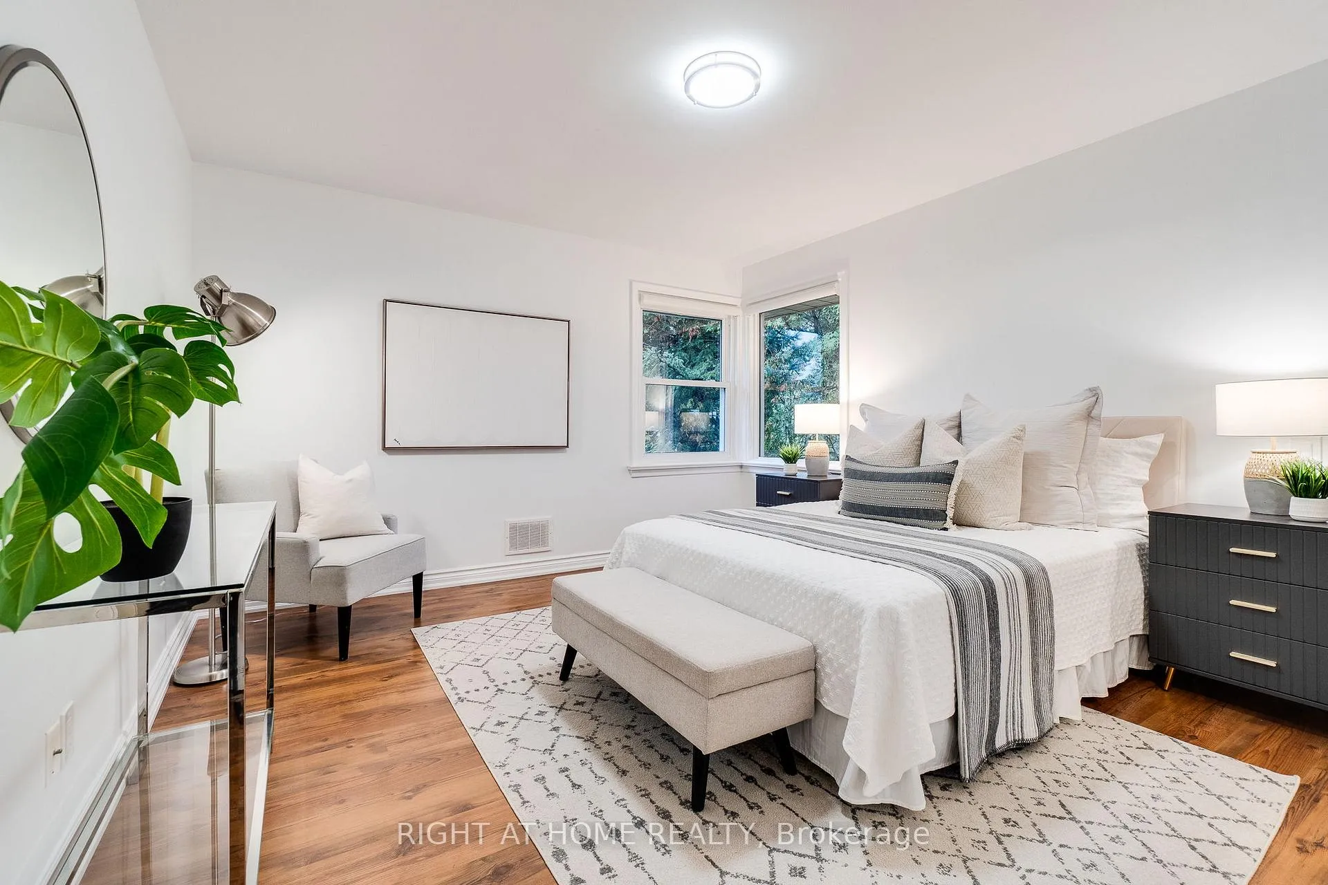 Photo 17 of 435 Parkside Drive, Hamilton, Waterdown — HOMEH