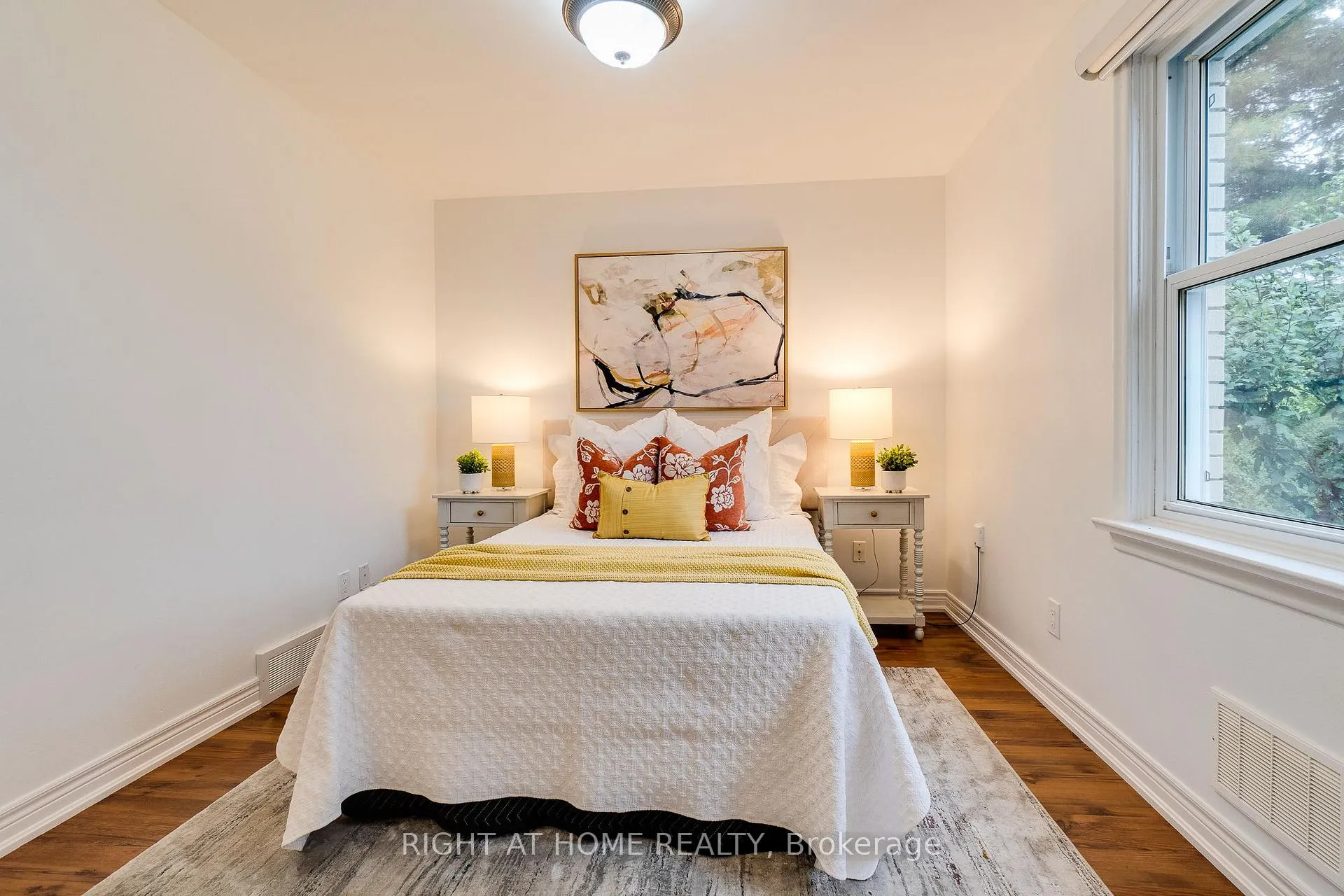 Photo 22 of 435 Parkside Drive, Hamilton, Waterdown — HOMEH