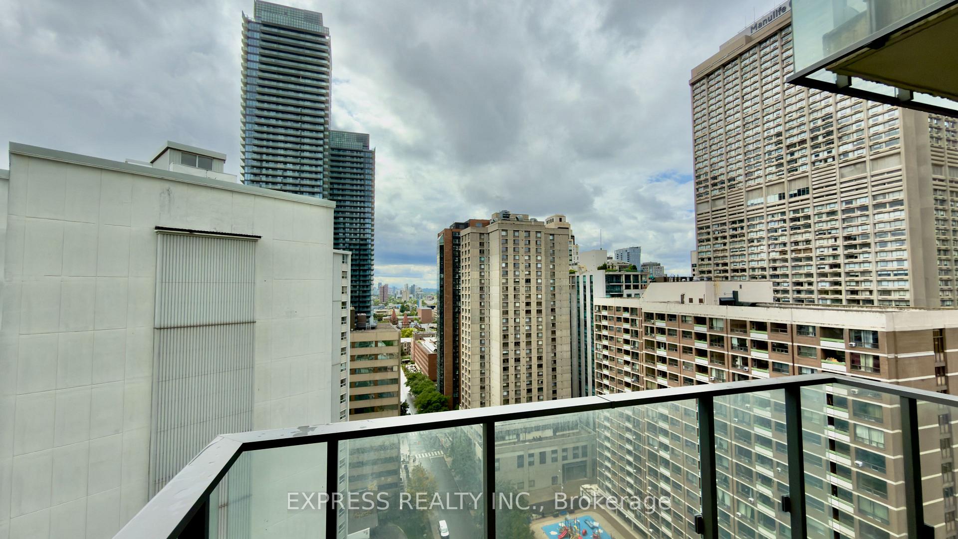 Photo 19 of Unit 2006, 75 St. Nicholas Street, Toronto, Bay Street Corridor — HOMEH