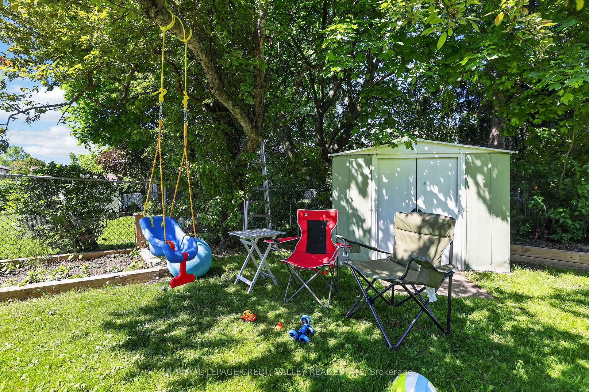 Photo 44 of 32 Farmington Drive, Brampton, Brampton East — HOMEH