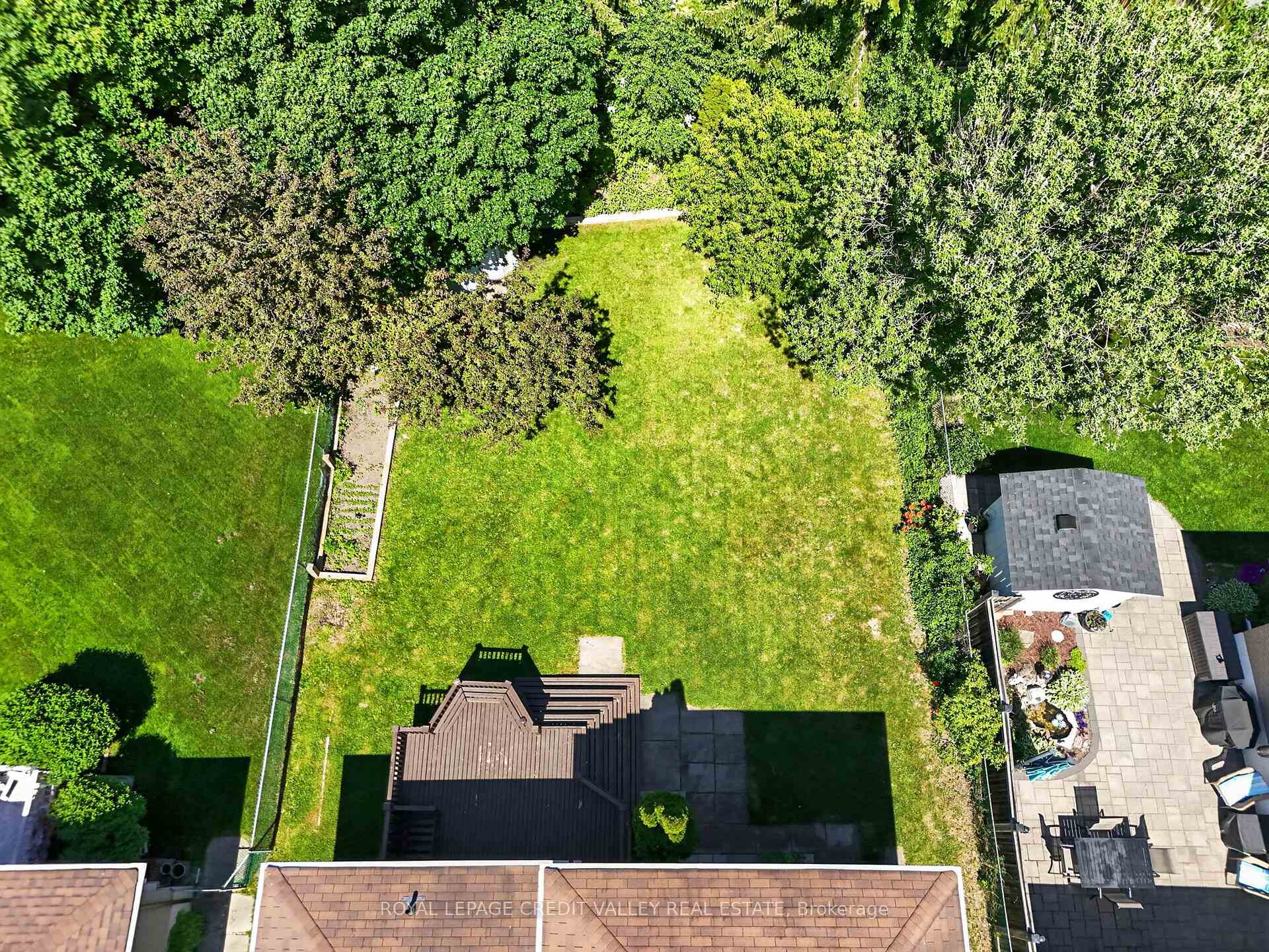 Photo 49 of 32 Farmington Drive, Brampton, Brampton East — HOMEH