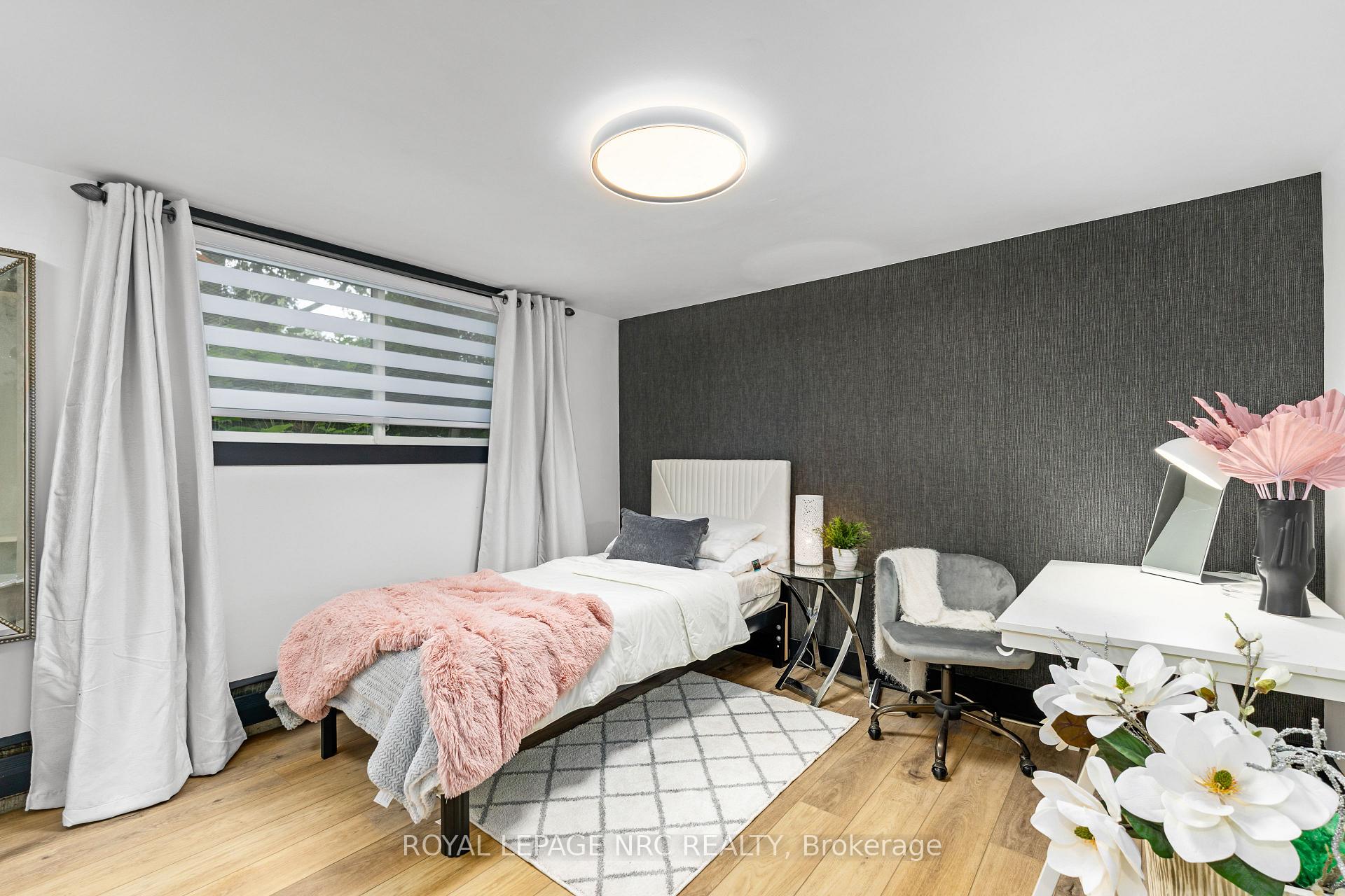 Photo 21 of 180 Woodside Drive, St. Catharines, Glendale/Glenridge — HOMEH