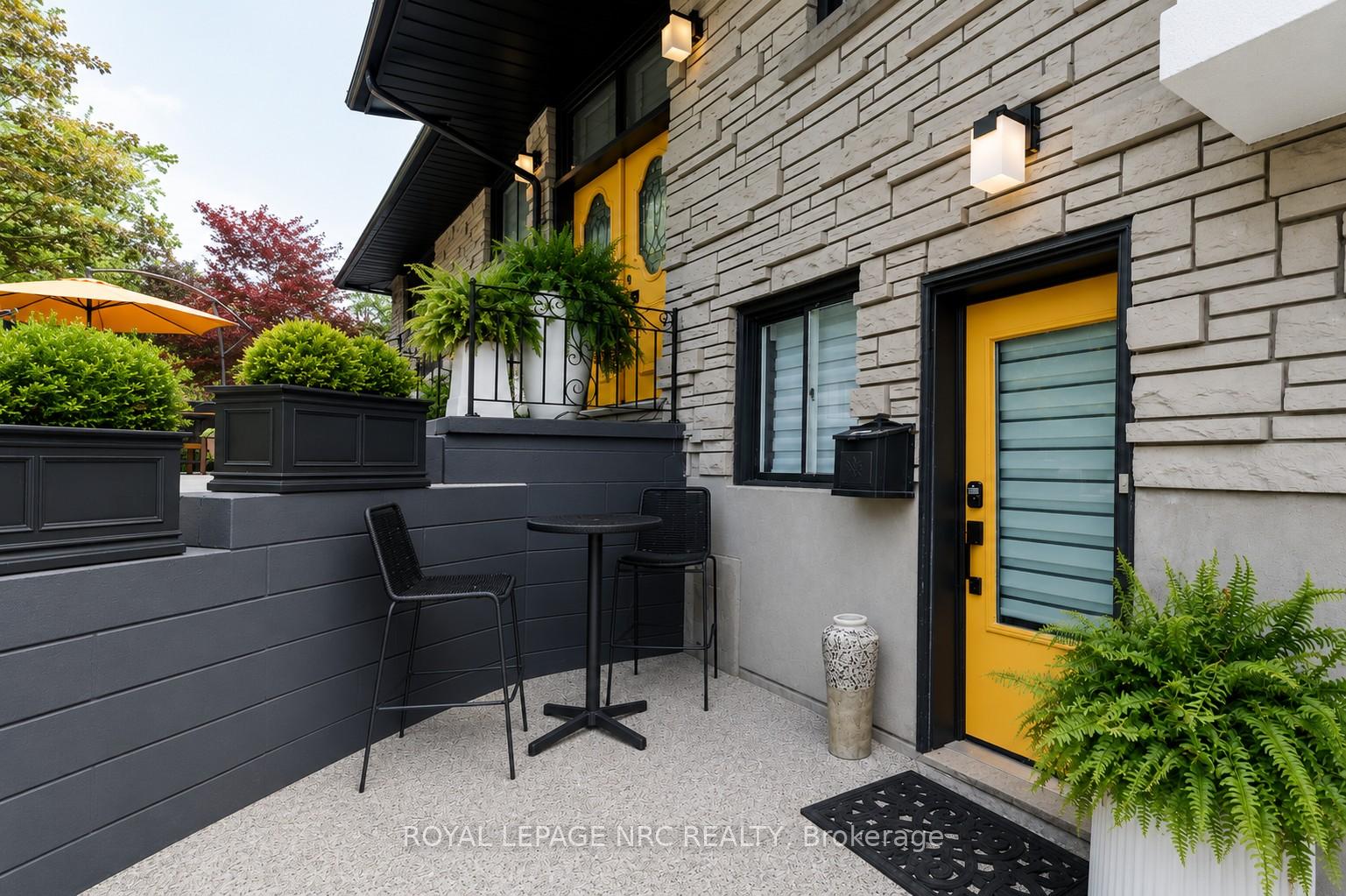Photo 26 of 180 Woodside Drive, St. Catharines, Glendale/Glenridge — HOMEH