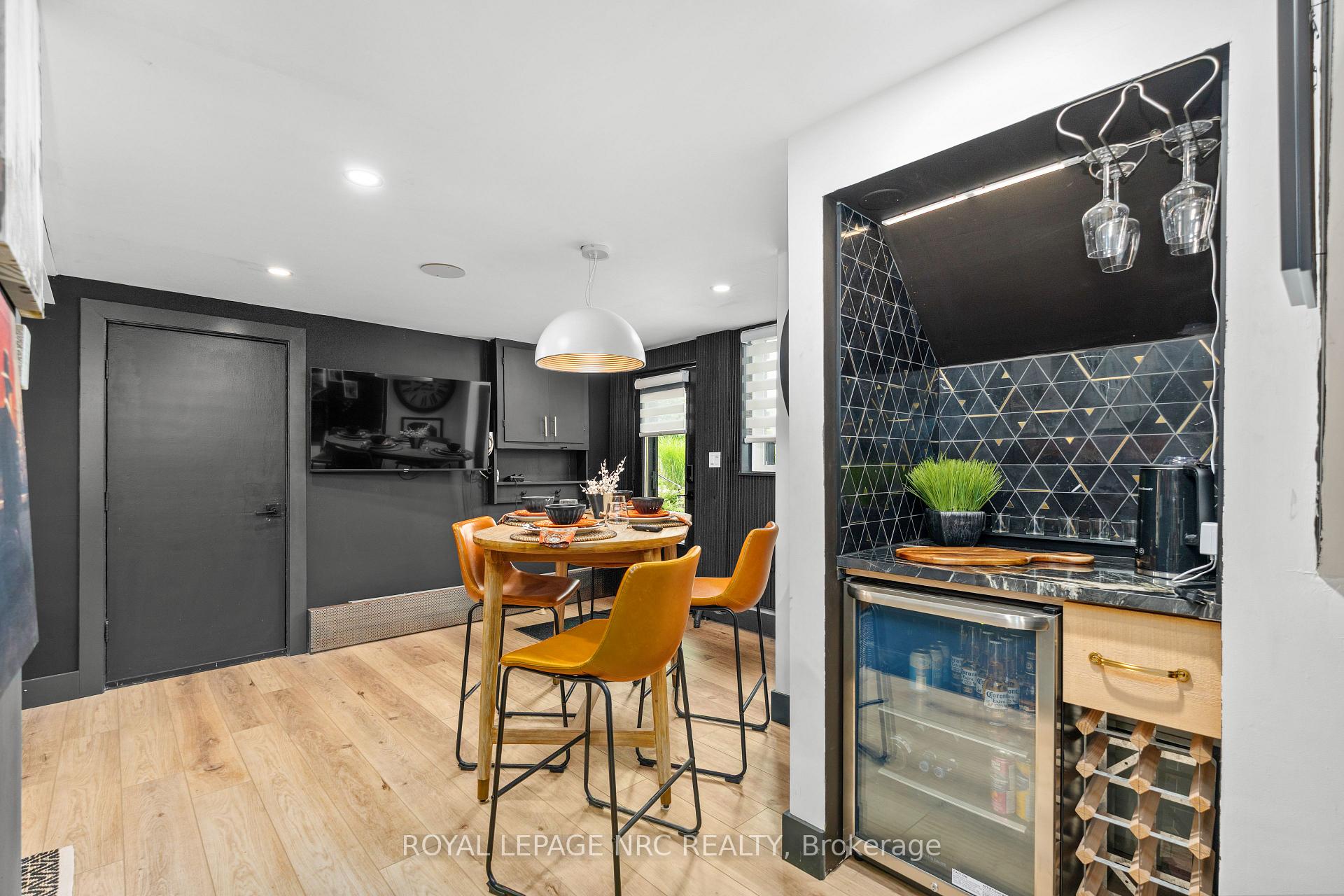 Photo 28 of 180 Woodside Drive, St. Catharines, Glendale/Glenridge — HOMEH