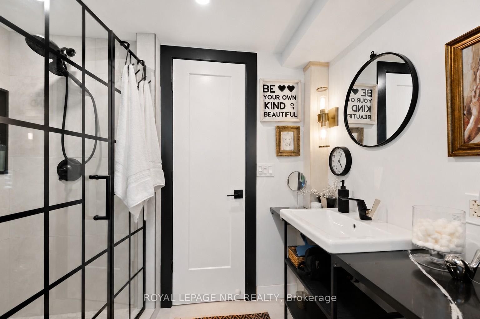 Photo 32 of 180 Woodside Drive, St. Catharines, Glendale/Glenridge — HOMEH
