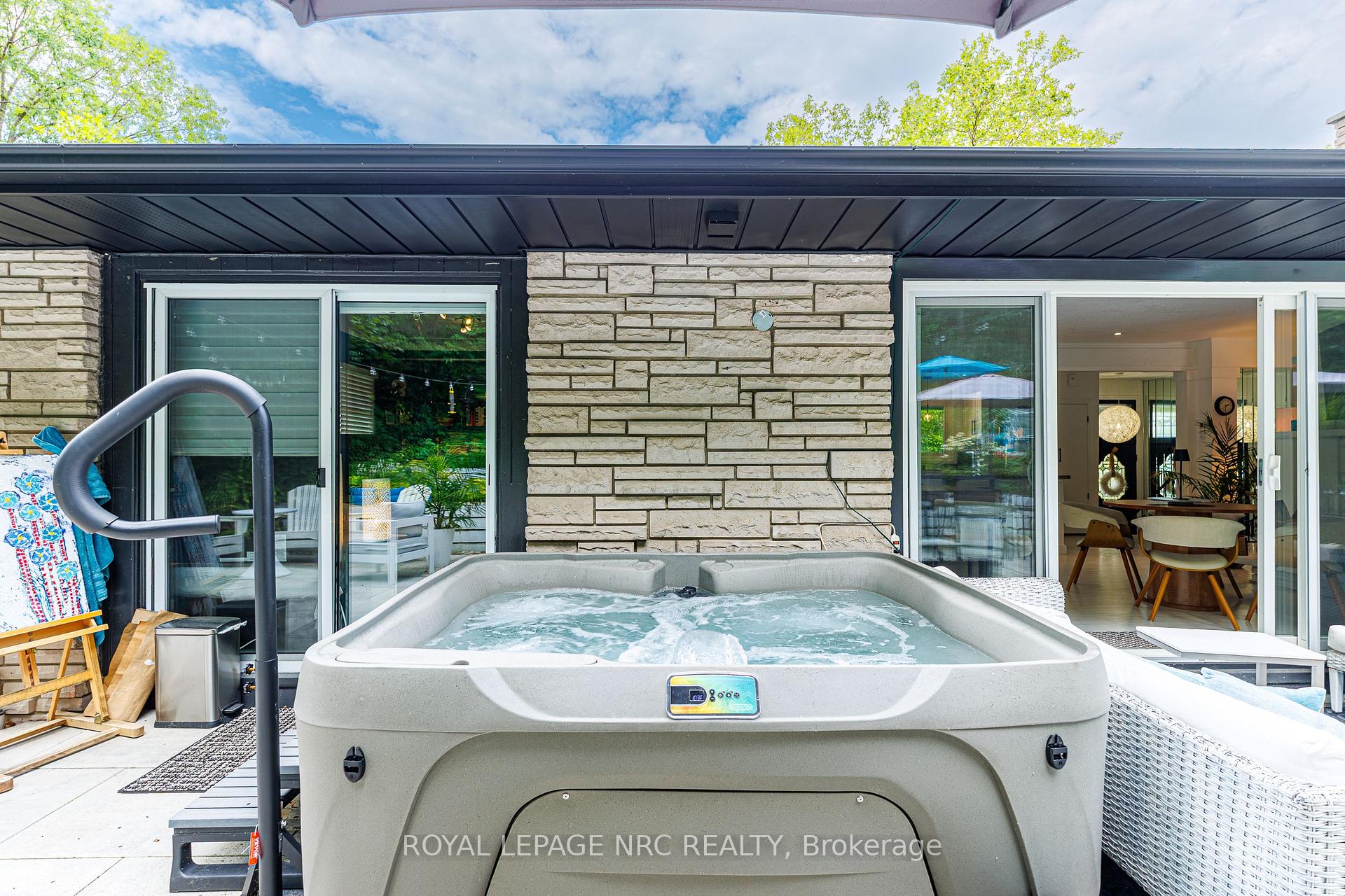 Photo 38 of 180 Woodside Drive, St. Catharines, Glendale/Glenridge — HOMEH