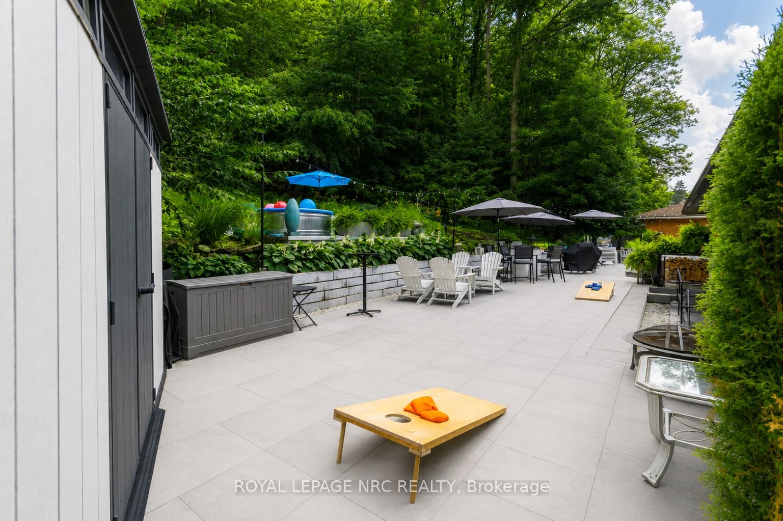 Photo 40 of 180 Woodside Drive, St. Catharines, Glendale/Glenridge — HOMEH