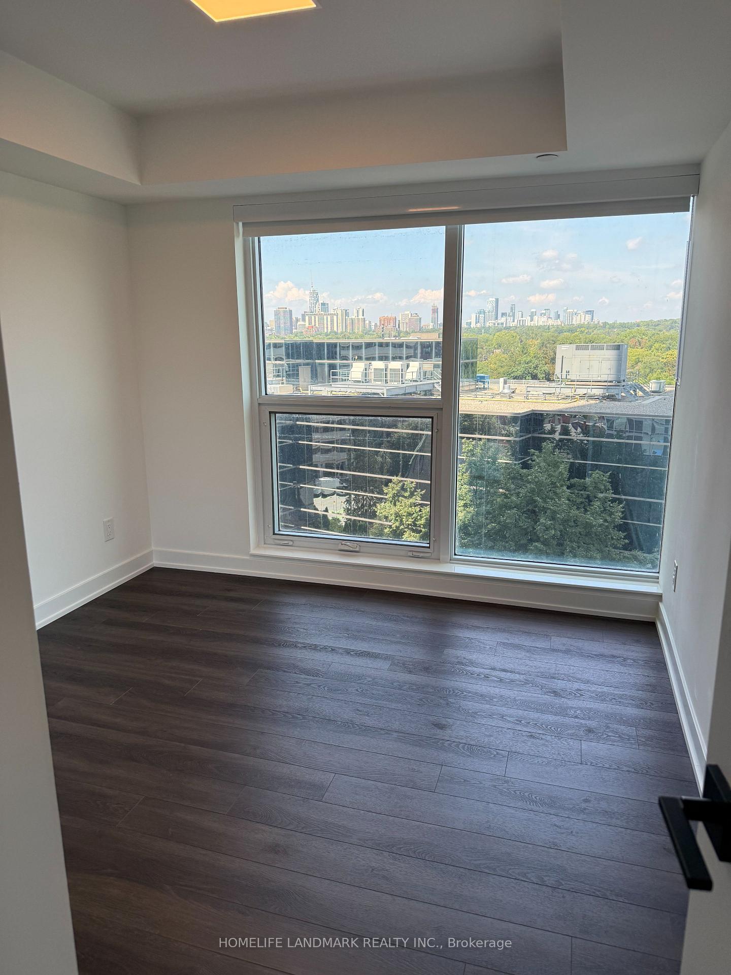 Front of Unit 807, 609 Sherbourne Street