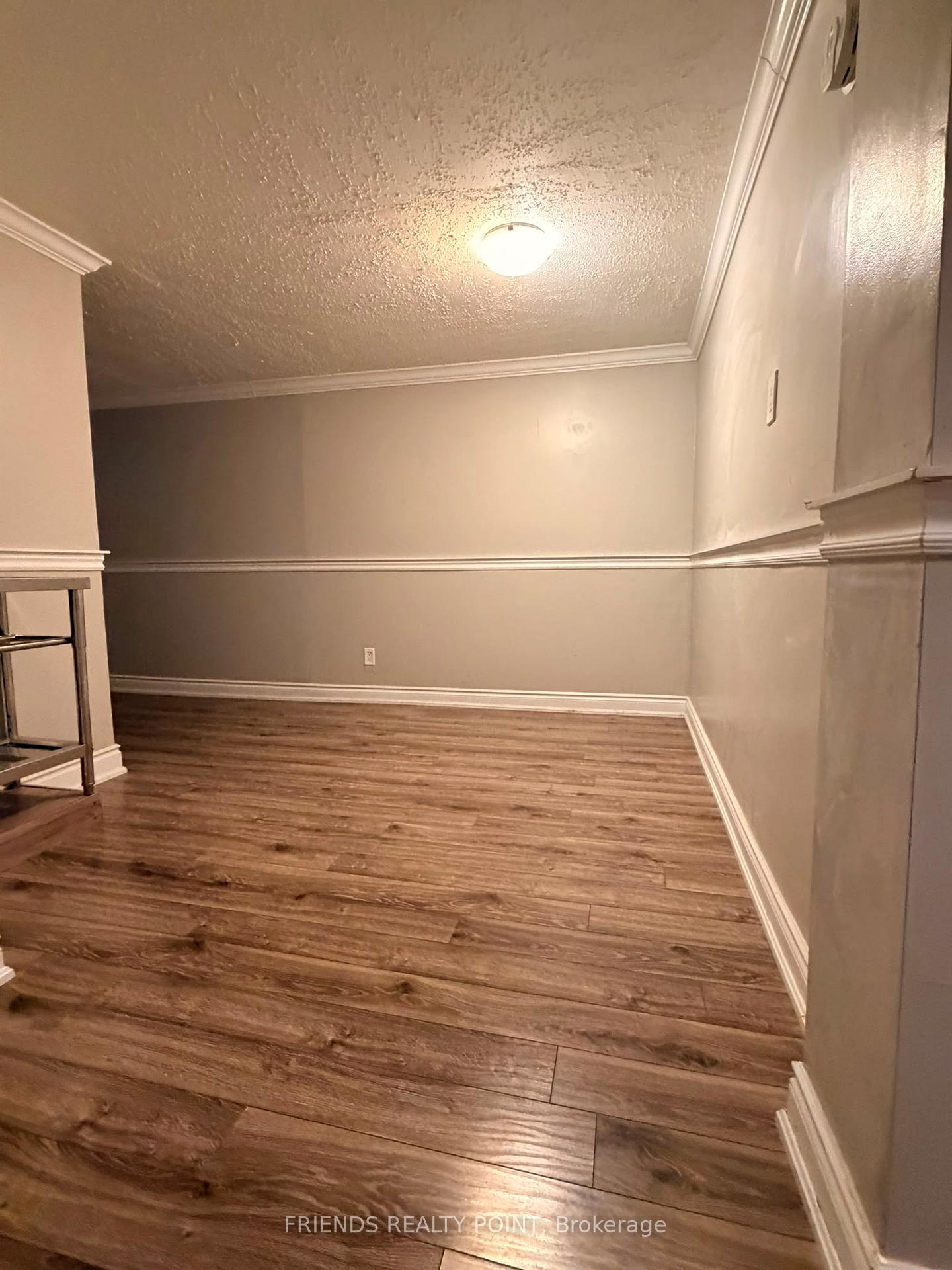 Photo 20 of 242 Browning Trail, Barrie, Letitia Heights — HOMEH