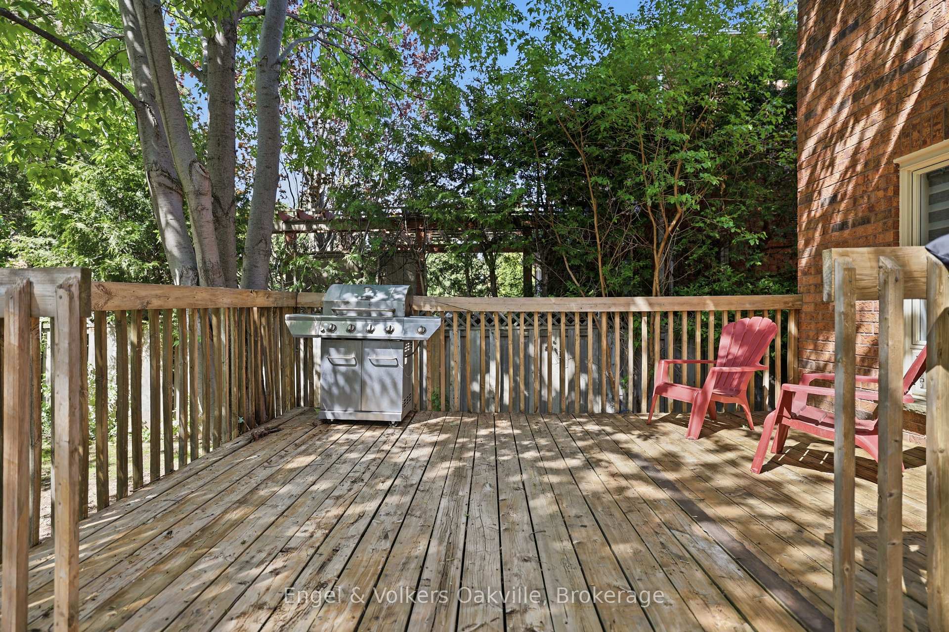 Photo 16 of 1245 Creekside Drive, Oakville, Wedgewood Creek — HOMEH