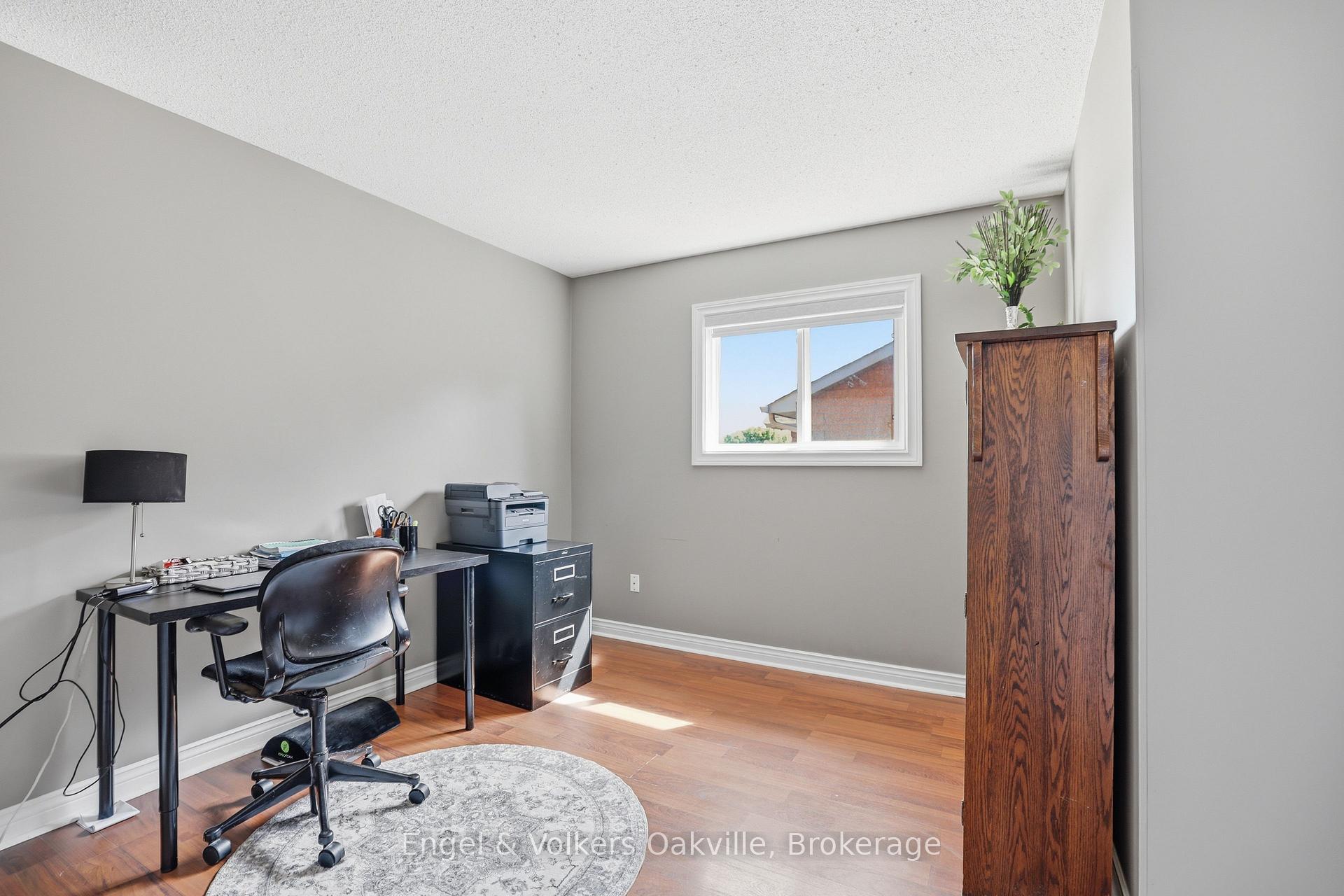 Photo 23 of 1245 Creekside Drive, Oakville, Wedgewood Creek — HOMEH
