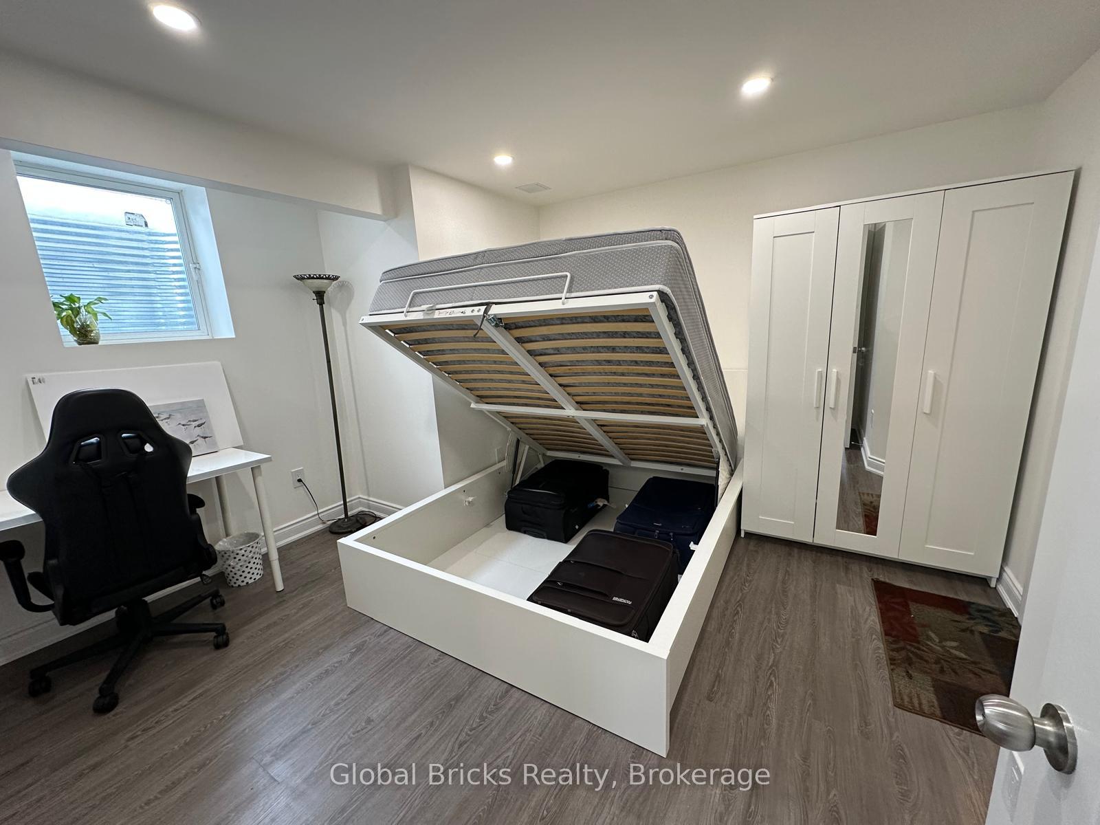 Photo 9 of Unit Basement, 63 Rockbrook Trail, Brampton, Northwest Brampton — HOMEH