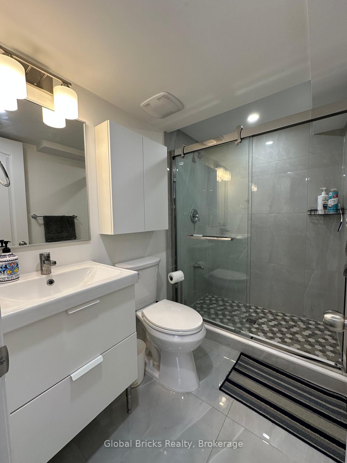 Photo 11 of Unit Basement, 63 Rockbrook Trail, Brampton, Northwest Brampton — HOMEH