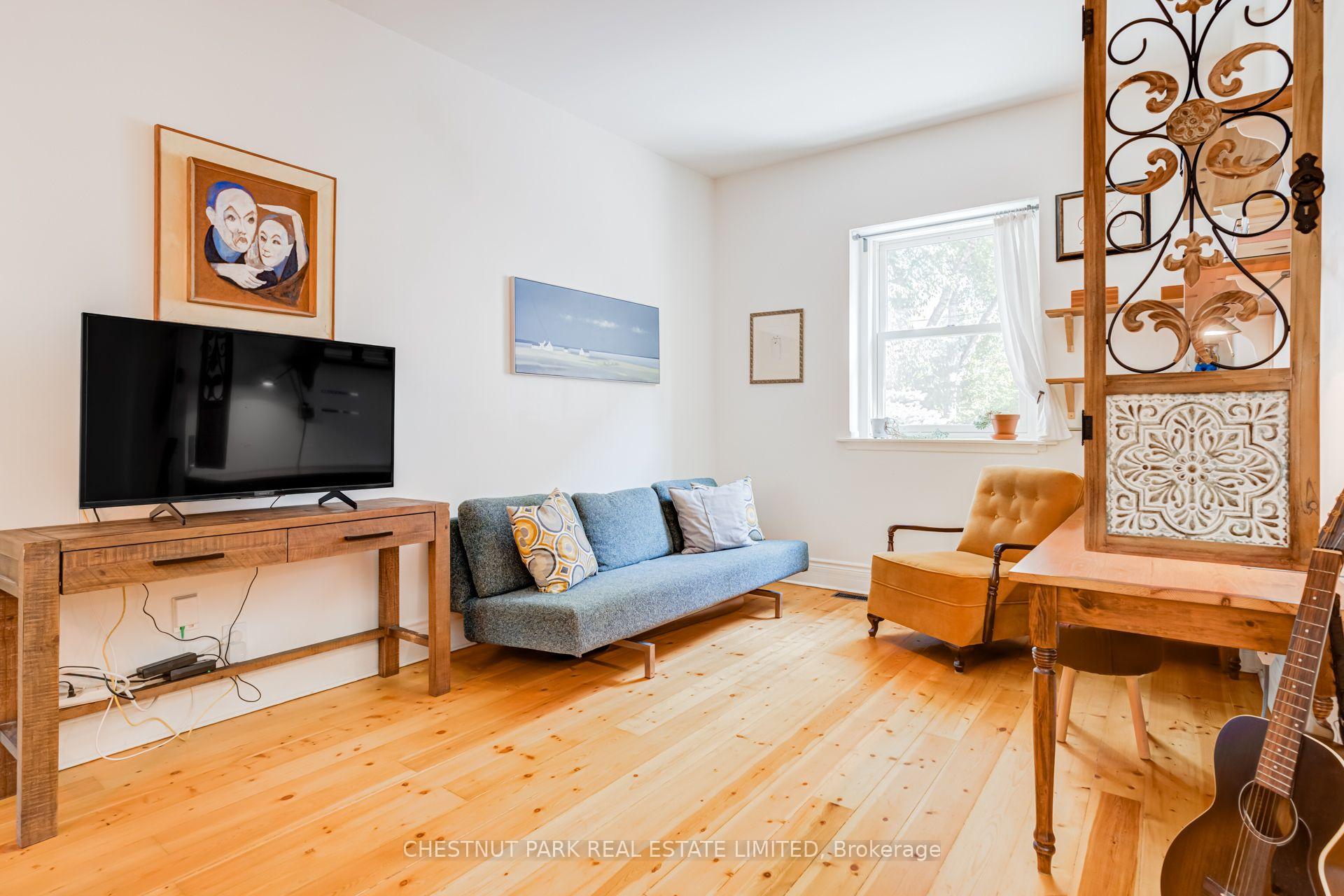 Photo 10 of 10 Sackville Place, Toronto, Cabbagetown-South St. James Town — HOMEH
